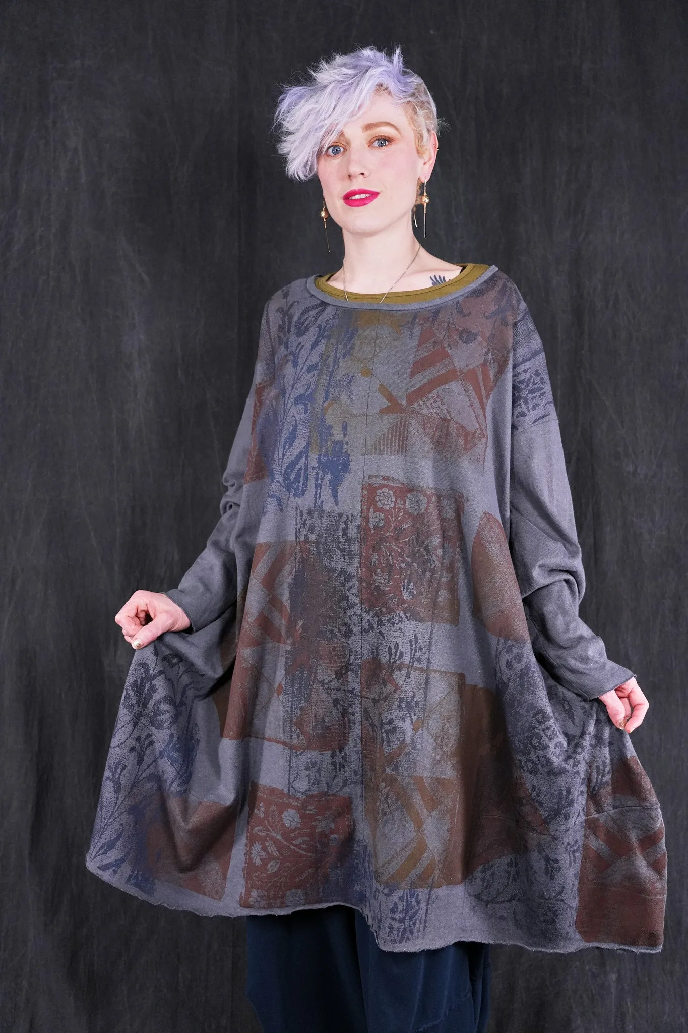 7240 Winter Story Dress Rock-P