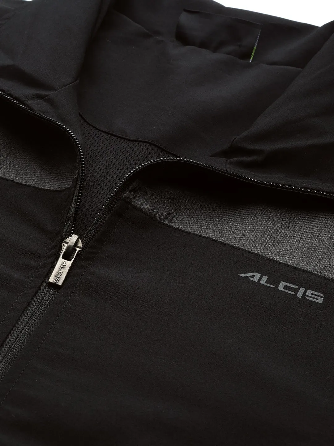 Alcis Men Color Blocked Black Track Suit