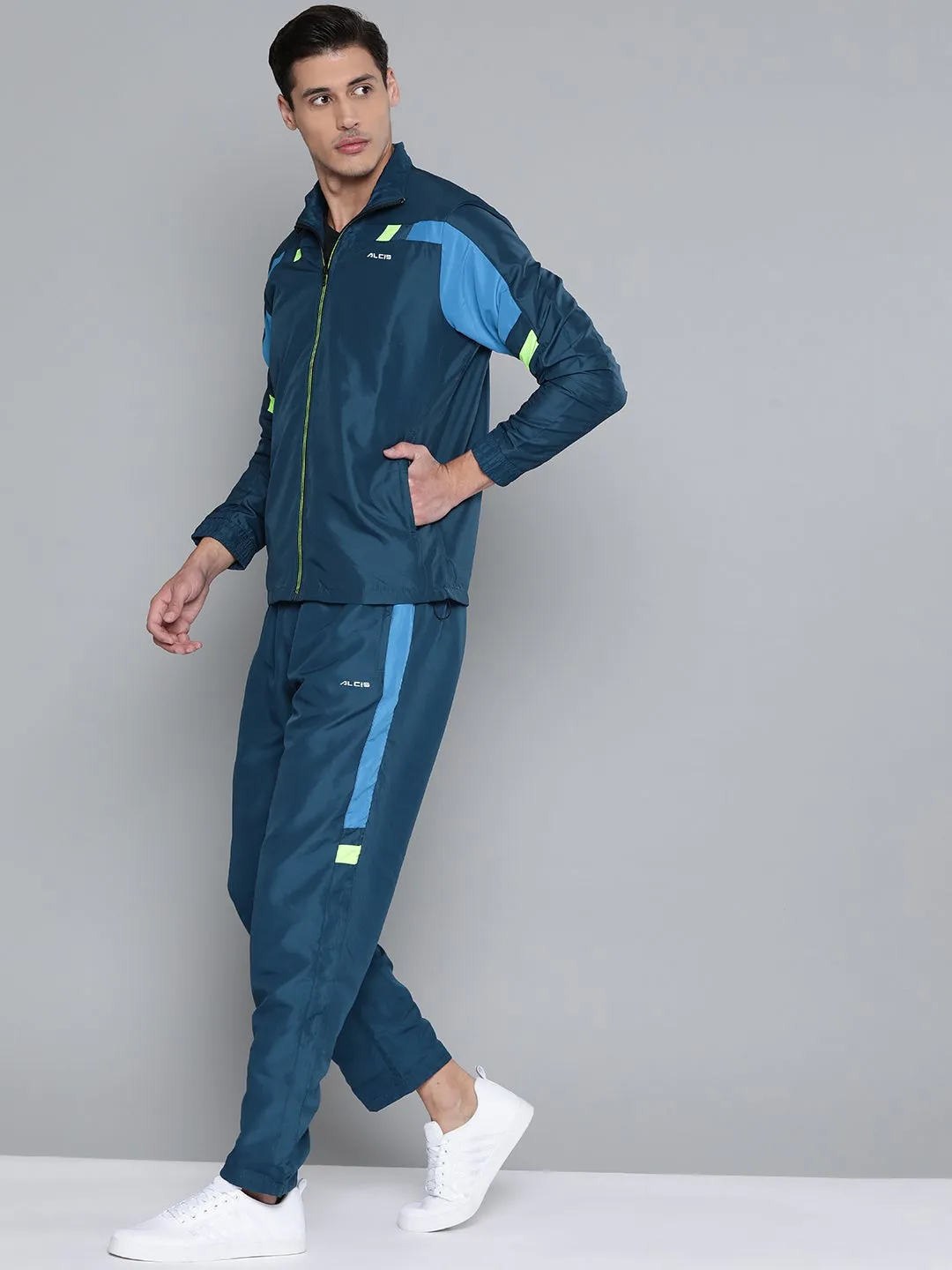 Alcis Men Color Blocked Blue Track Suit