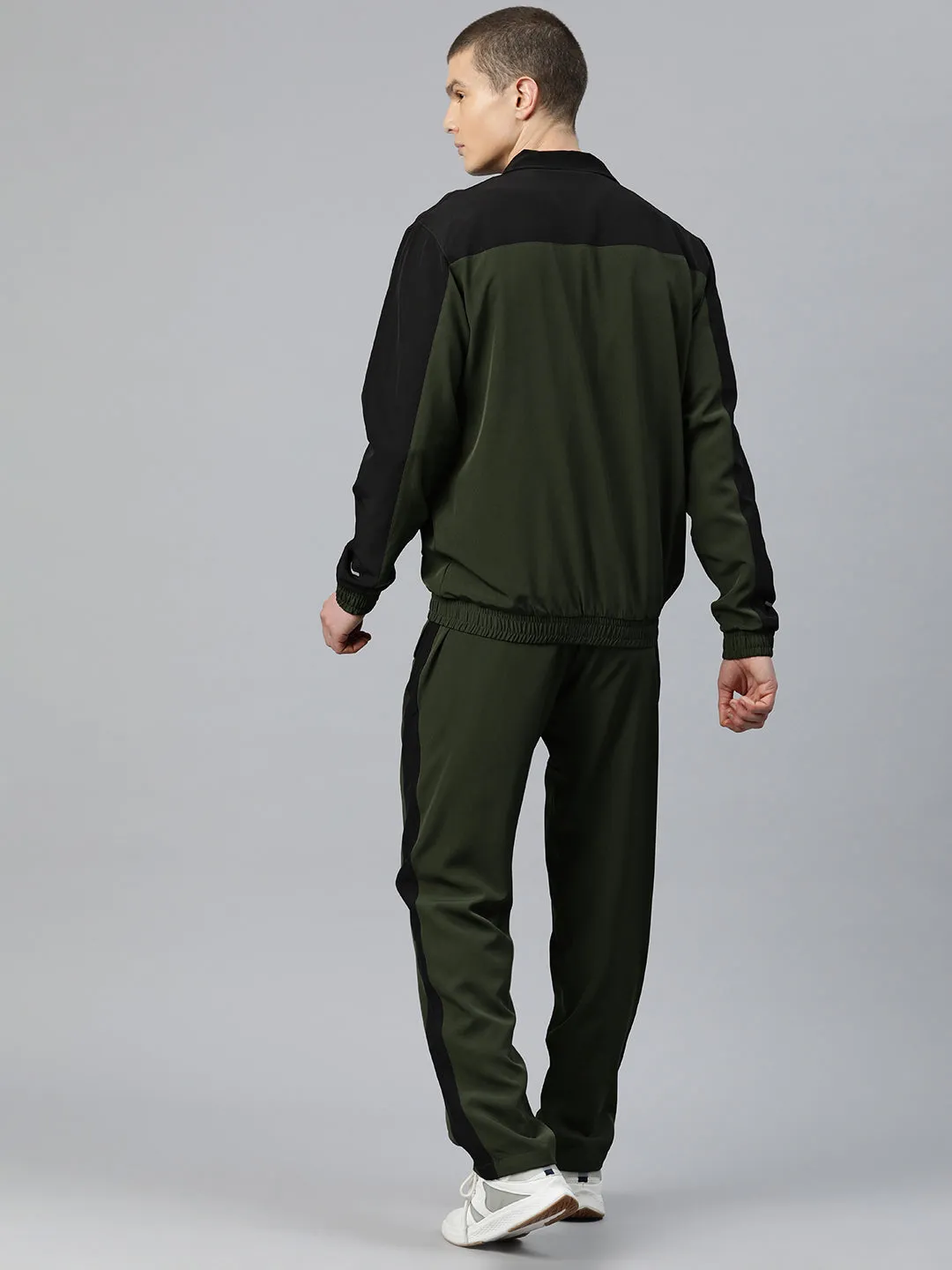 Alcis Men Colourblocked Apex Predator Tracksuit