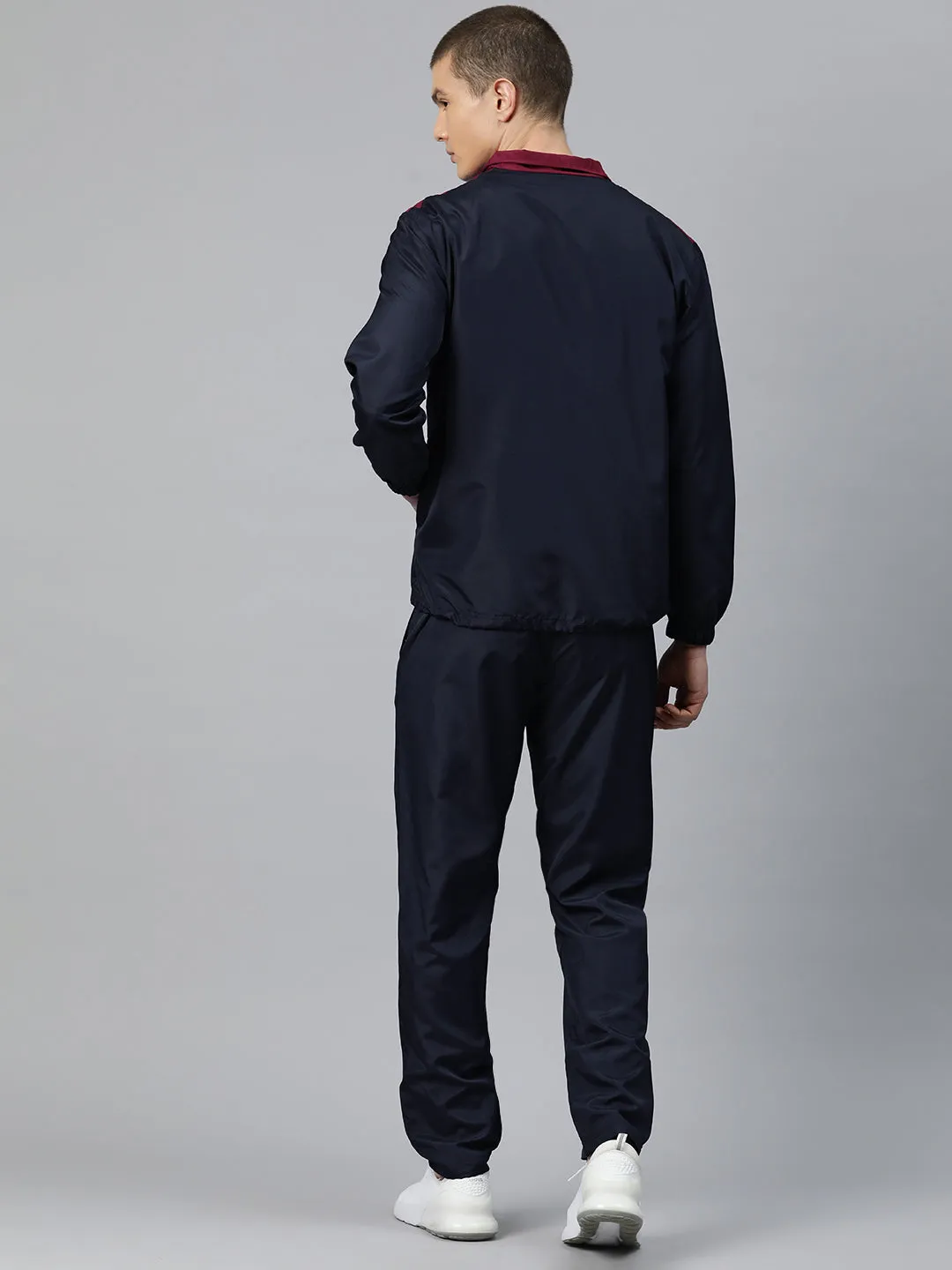Alcis Men Colourblocked Tracksuit