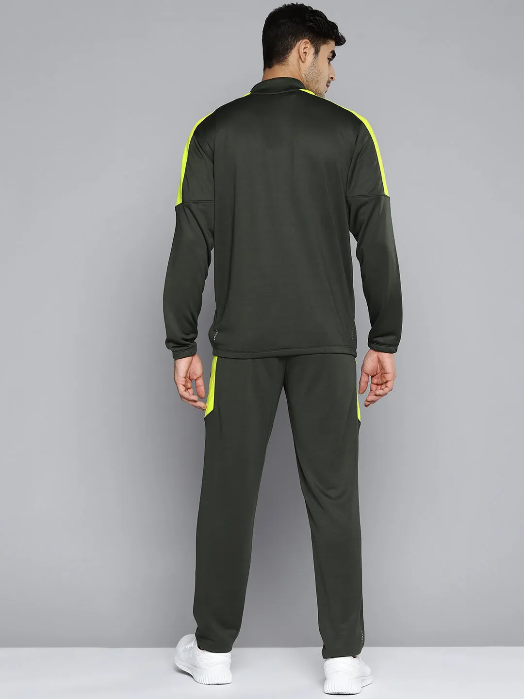 Alcis Men Olive Green Solid Tracksuit