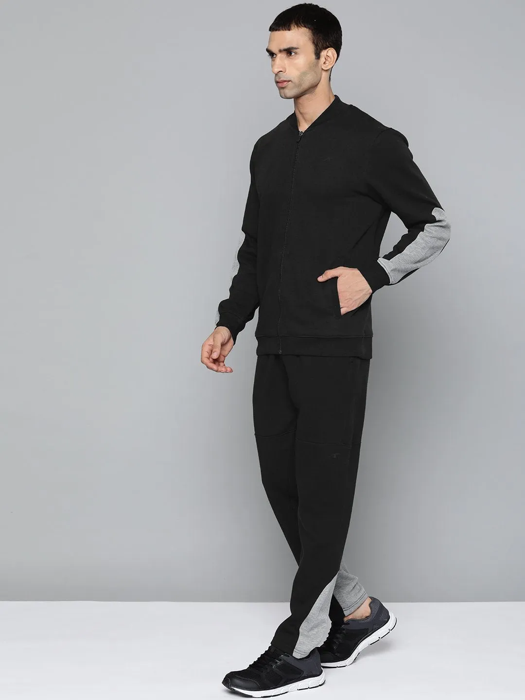 Alcis Men Solid Black Tracksuits