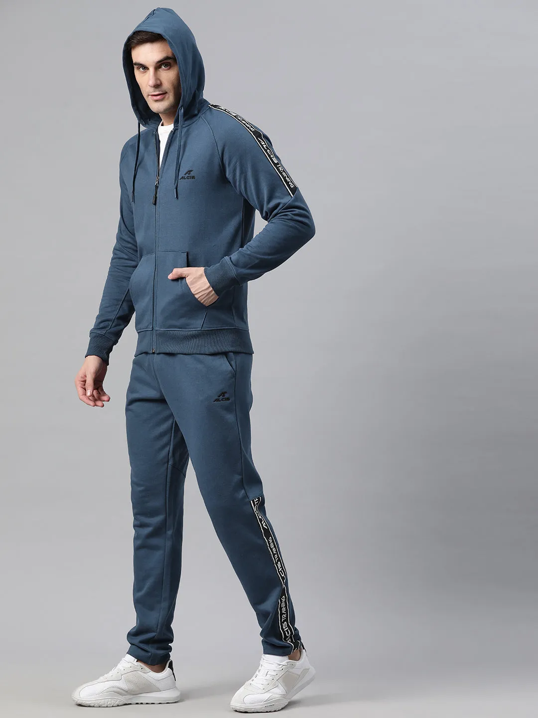 Alcis Men Solid Mid-Rise Tracksuit