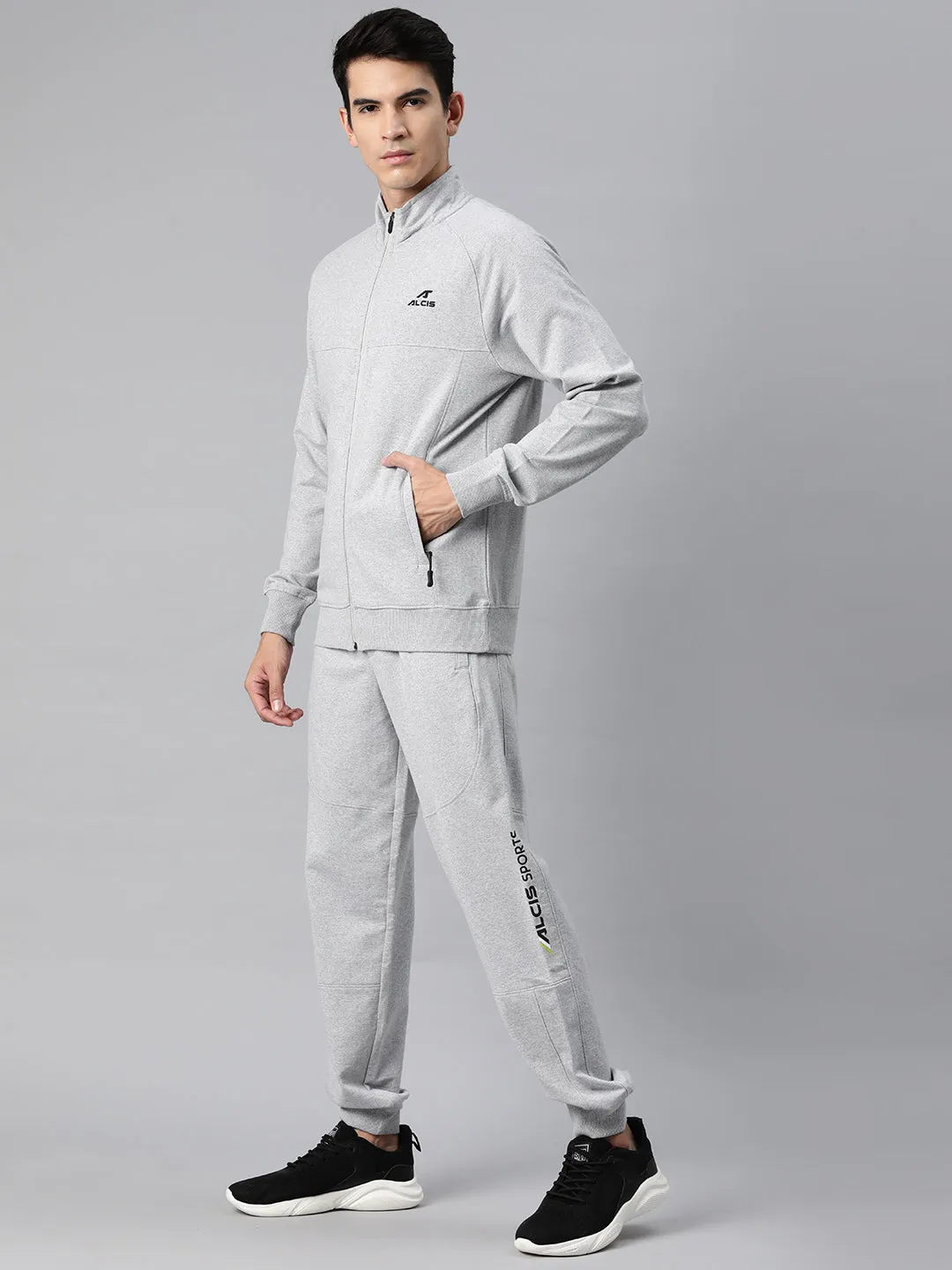 Alcis Men Typography Print Mid-Rise Tracksuit