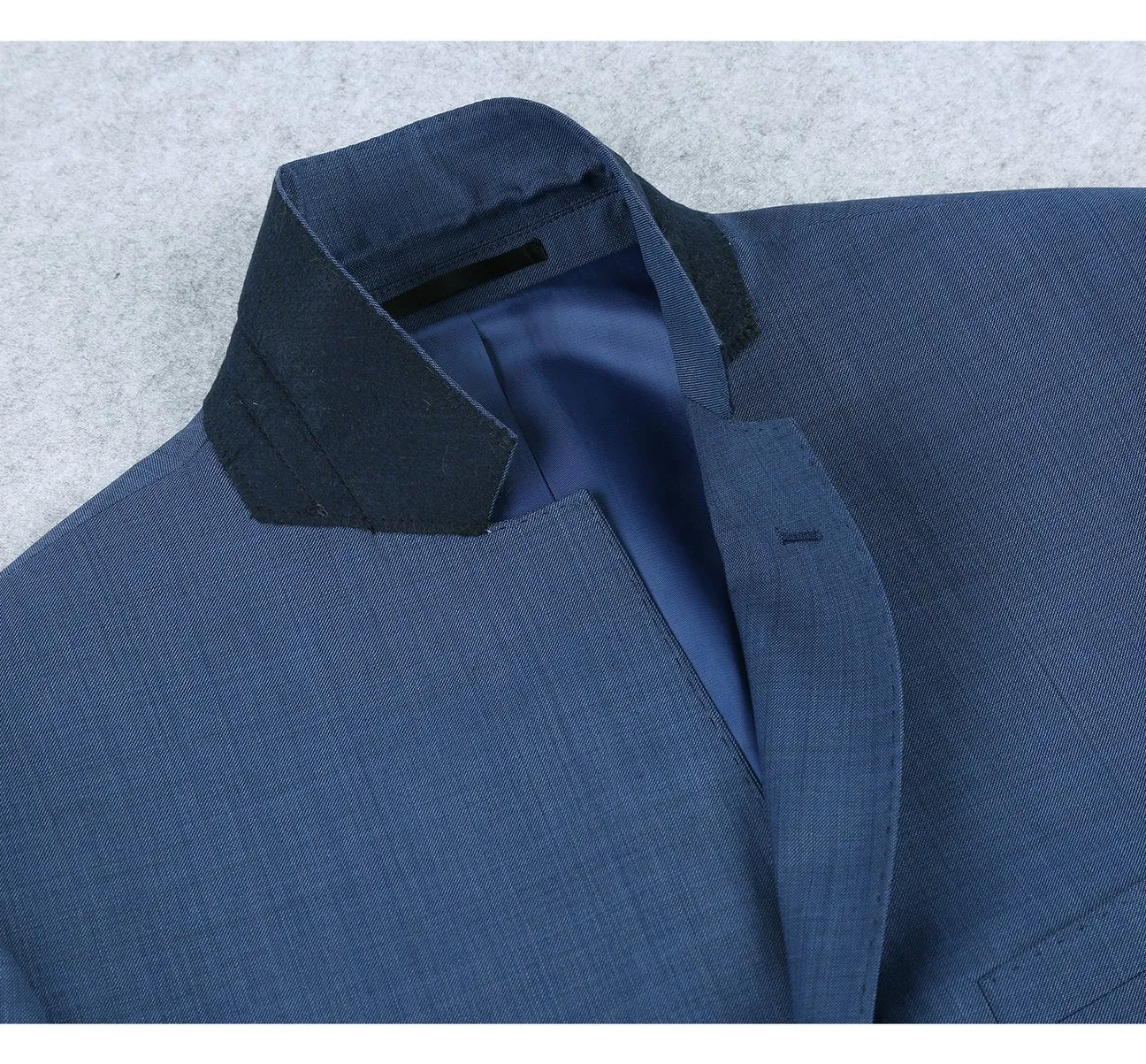 Alessandro Vitello by Renoir 2-Piece Slim Fit Single Breasted Wool Suit 557-1