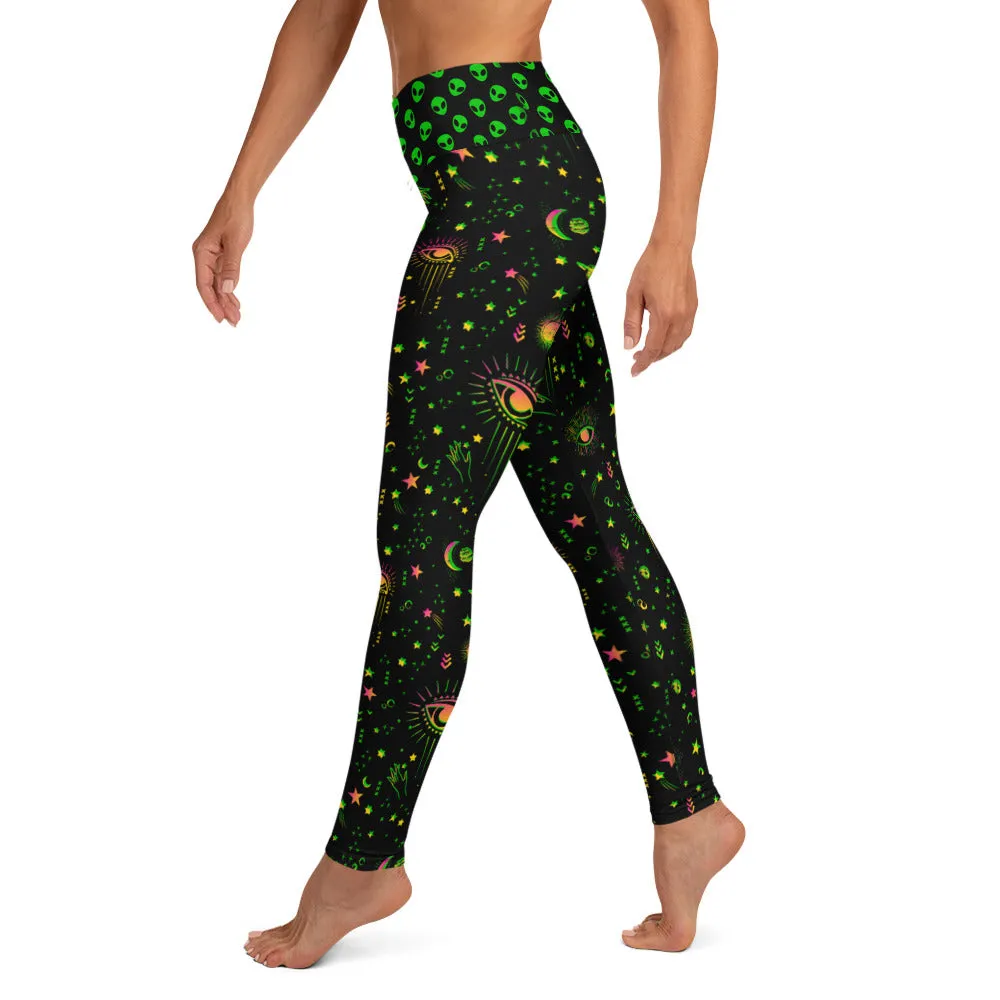 Aliens and Spaceship Yoga Leggings
