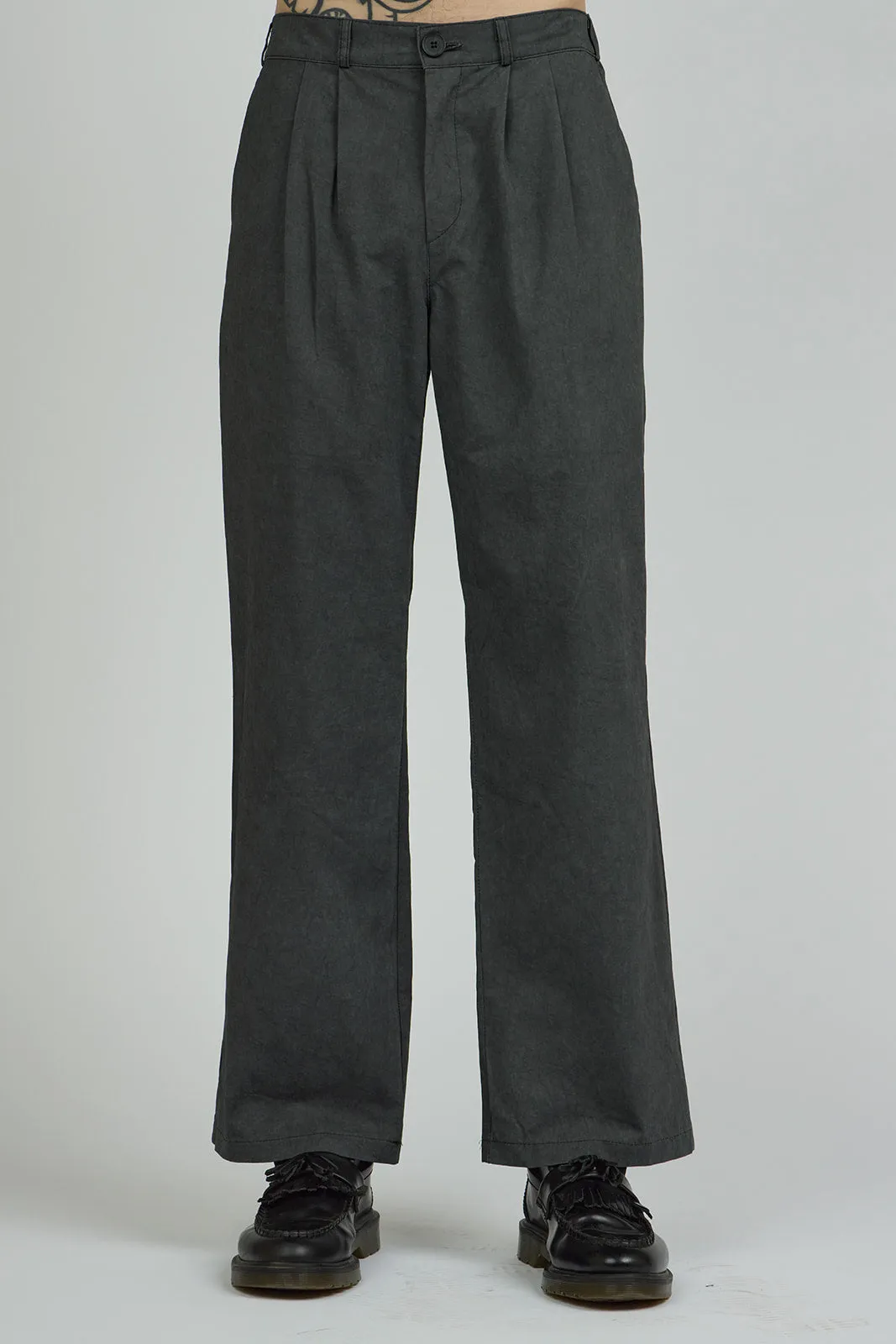 Archie Trouser In Charcoal