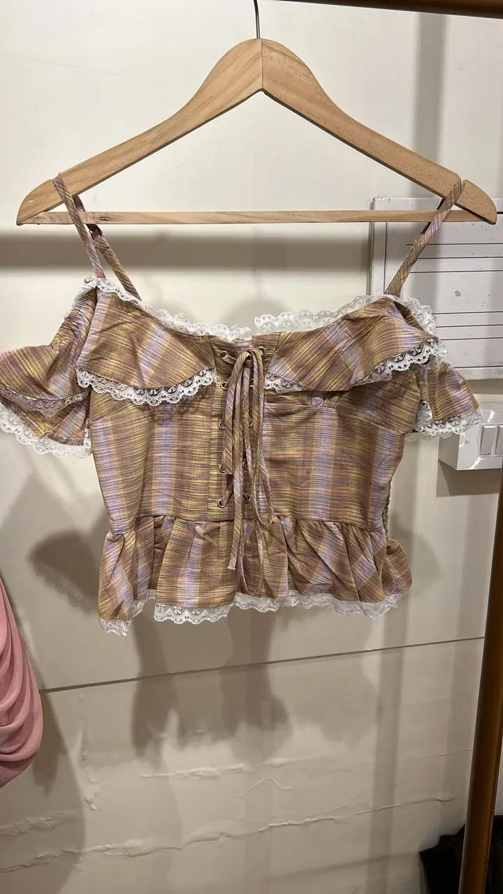 Ariana crop top