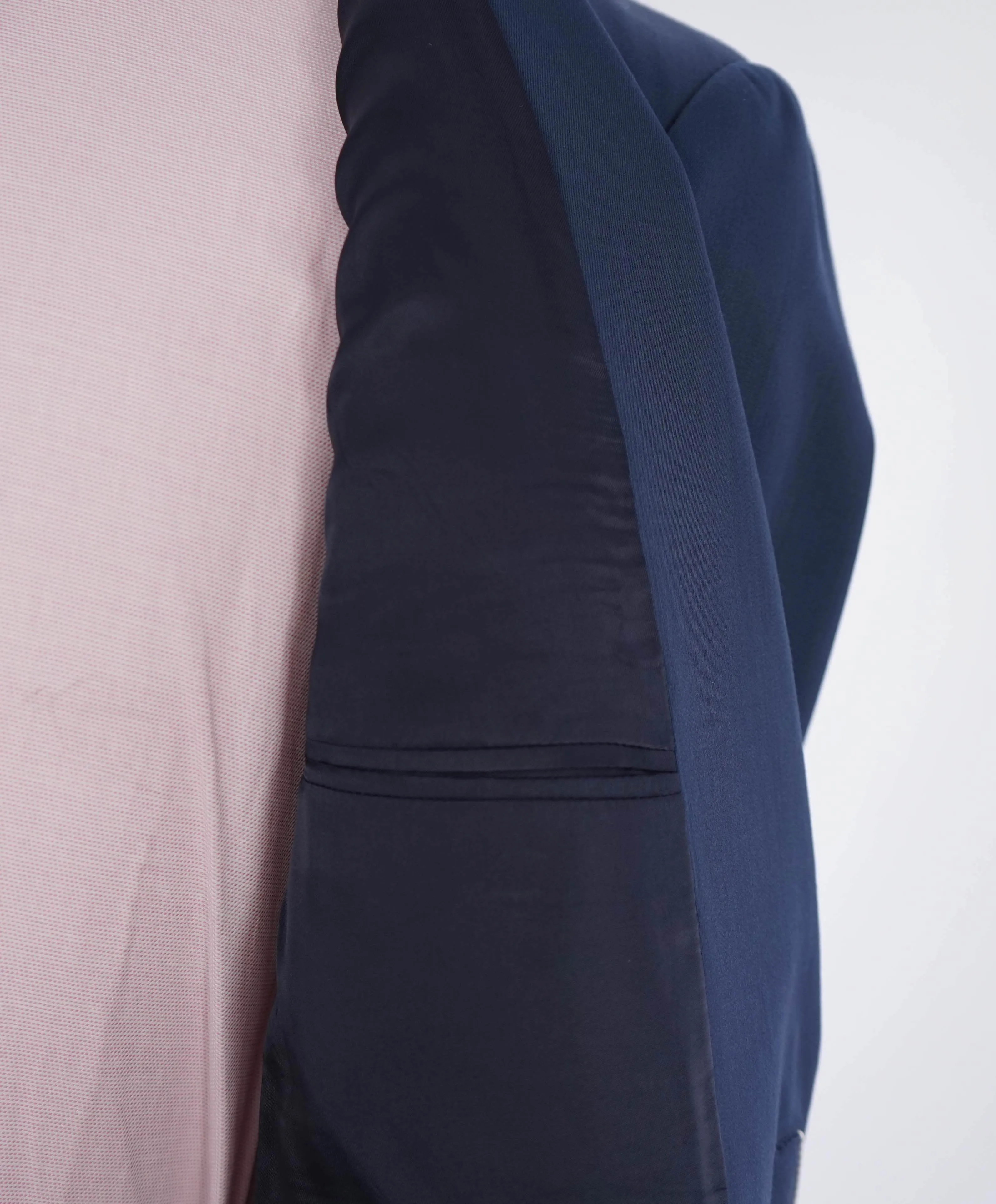 ARMANI COLLEZIONI -  Cobalt Blue 2-Button Notch Lapel Suit - 40R