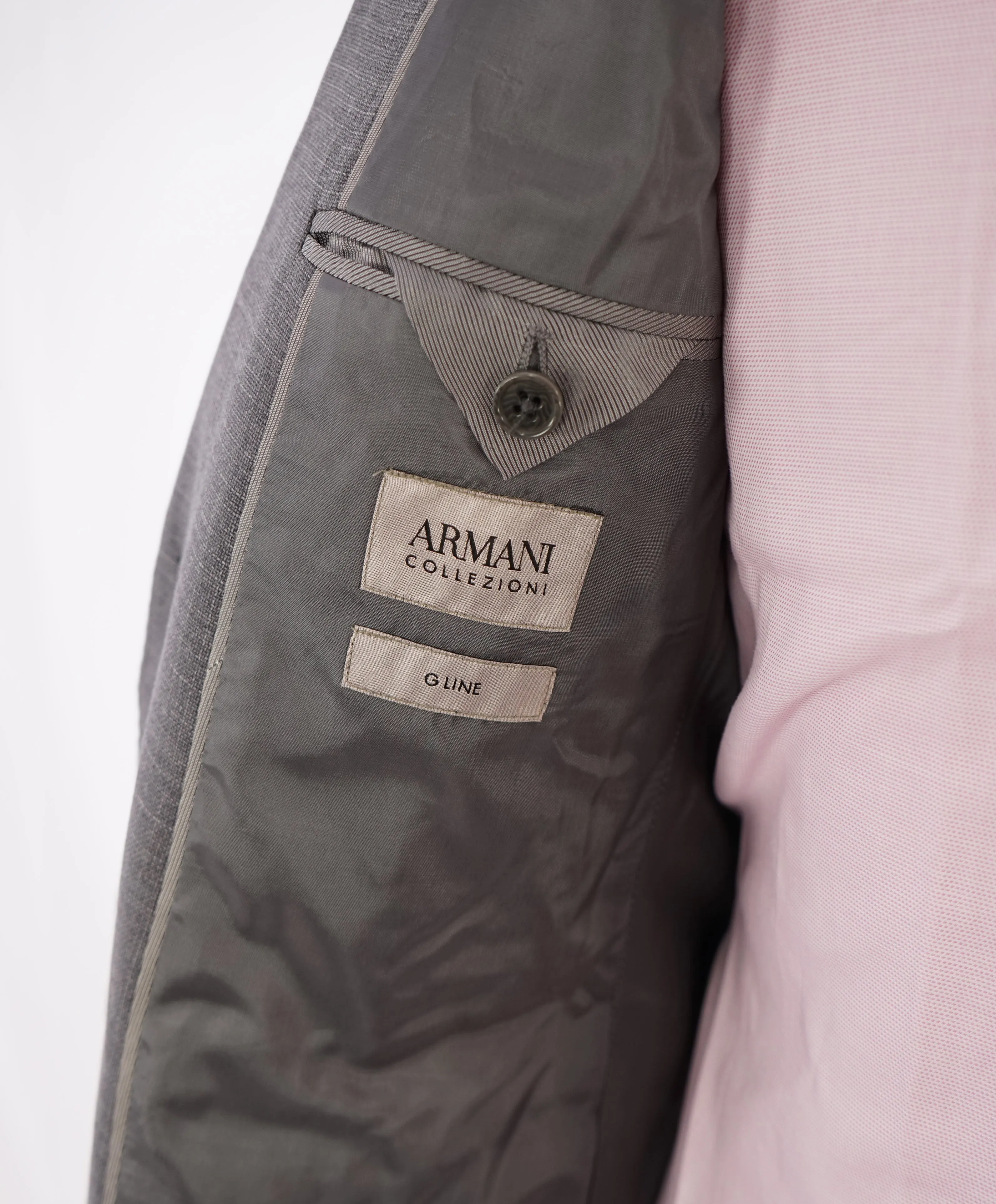 ARMANI COLLEZIONI - Gray Basket Weave Textured "G Line" Suit - 36R