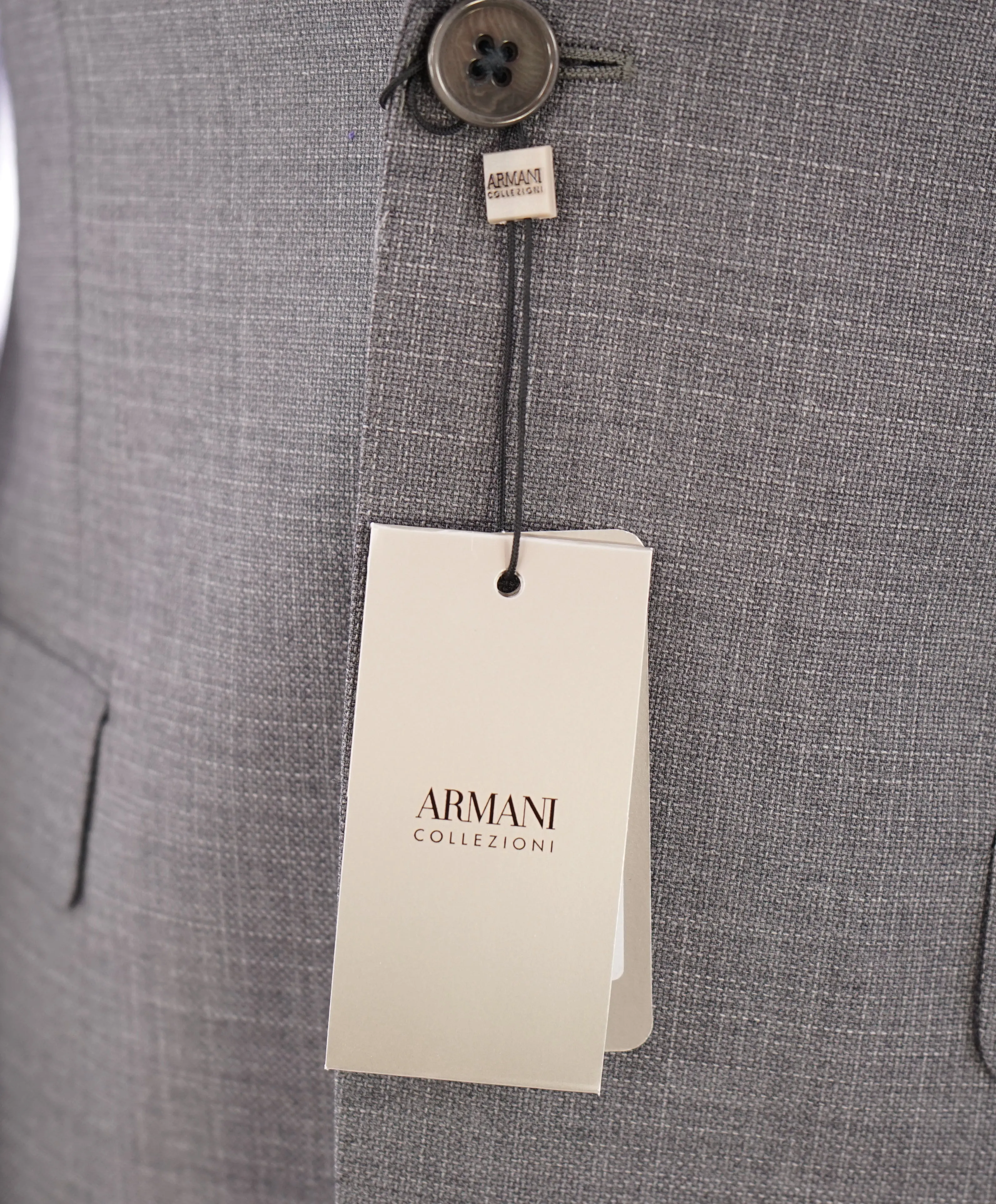 ARMANI COLLEZIONI - Gray Basket Weave Textured "G Line" Suit - 36R