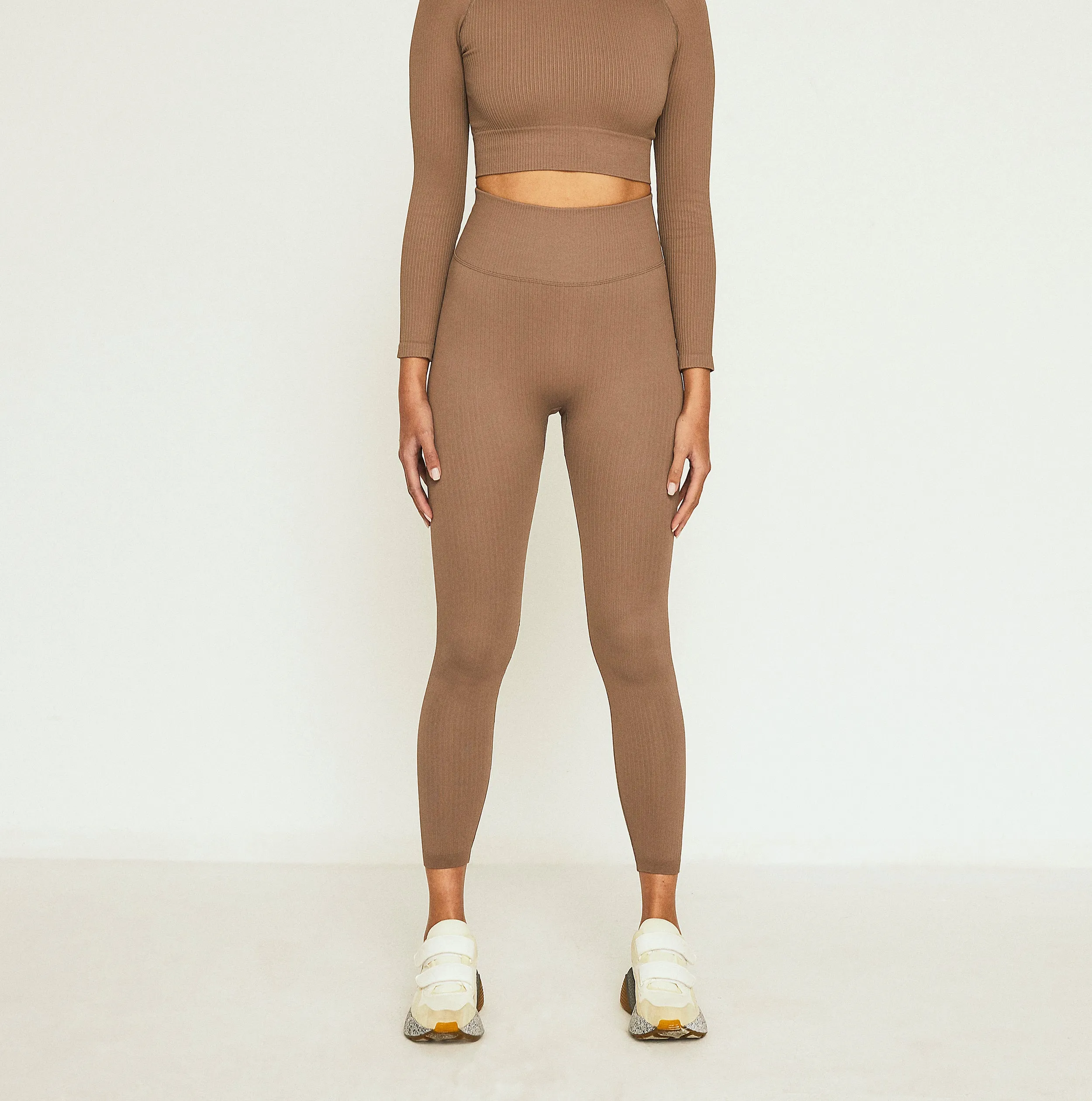ASIA BROWN LEGGING CANALÉ