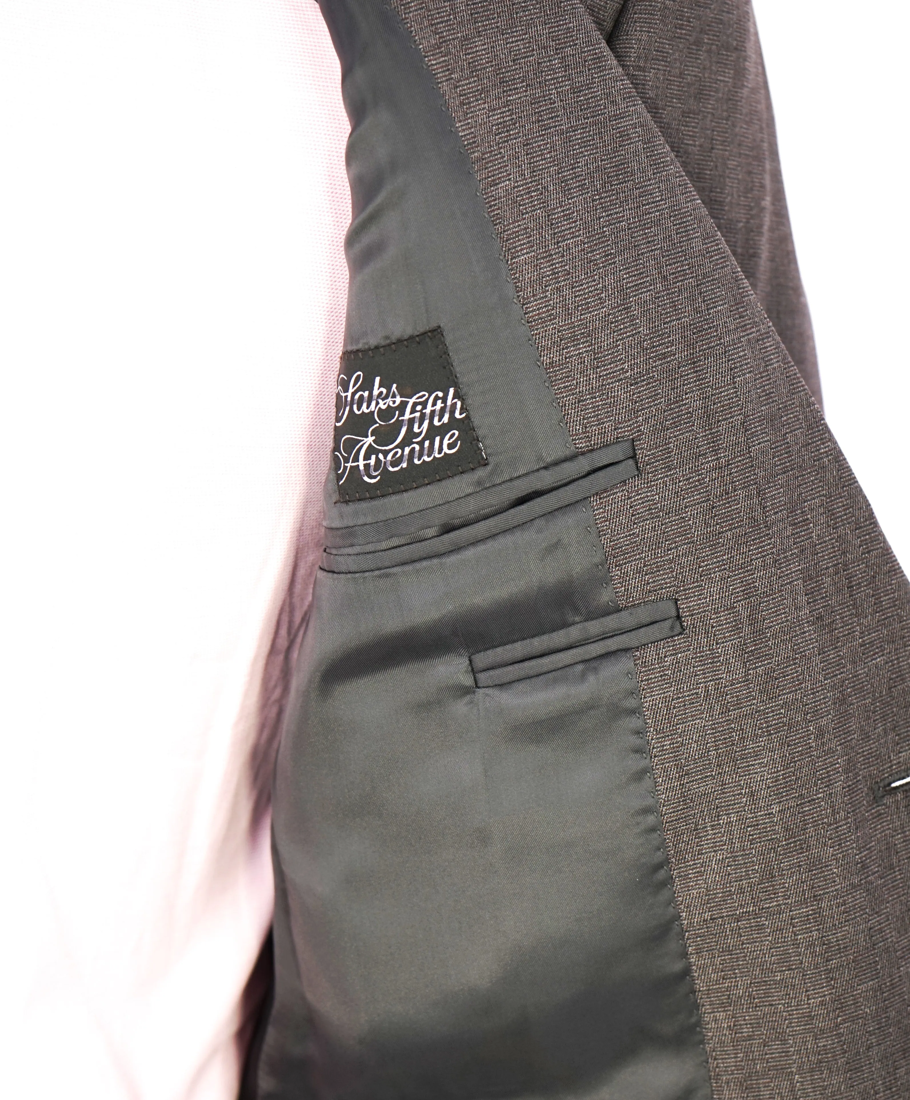 CANALI - Gray & Burgundy * Square Check * Notch Lapel Suit - 38R