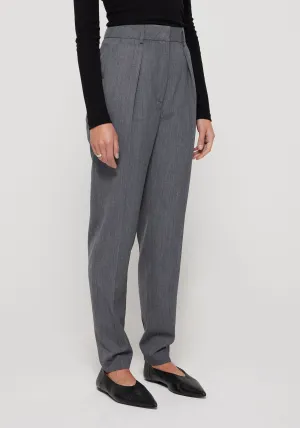 Carrot Fit Single Pleat Trouser in Grey Melange