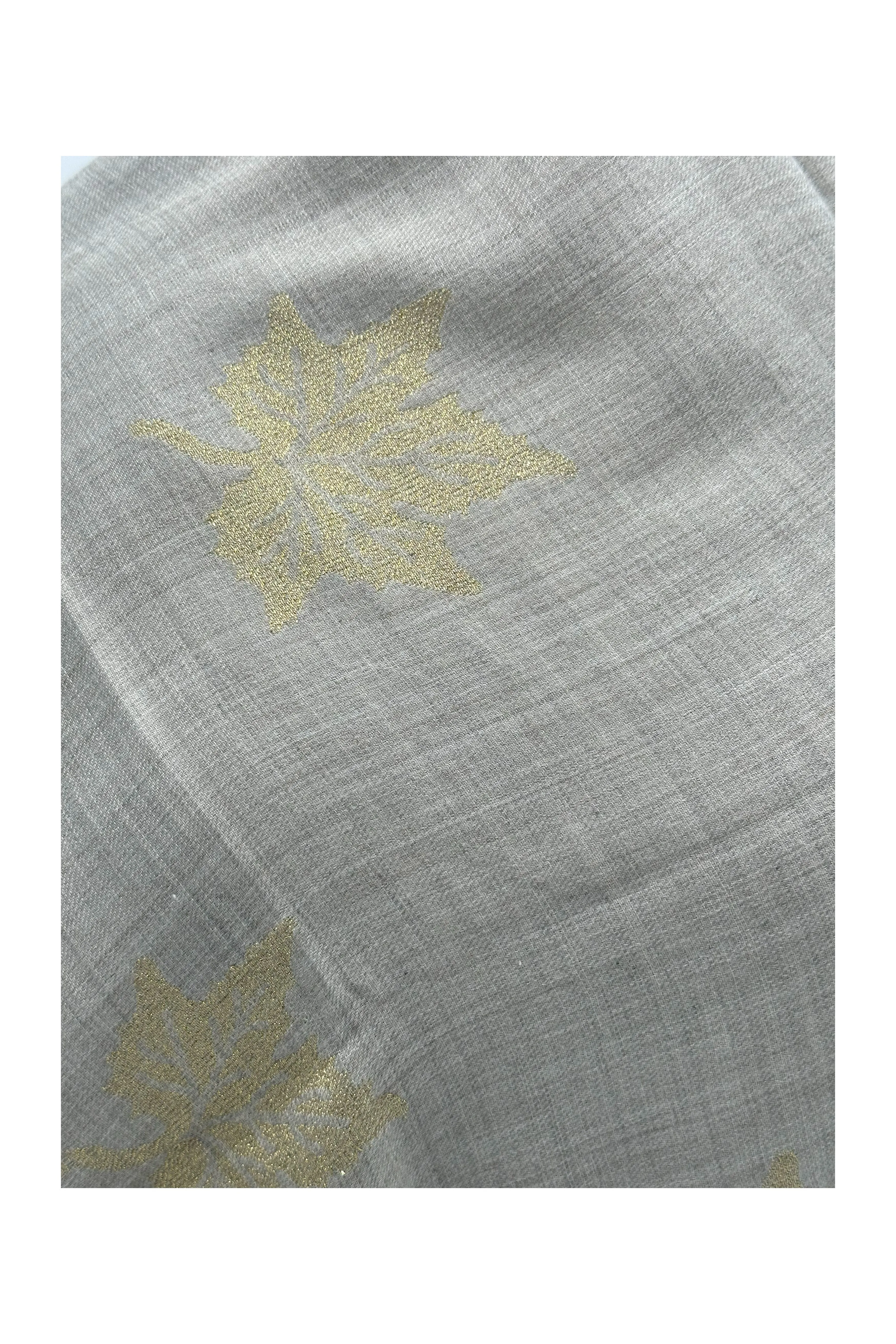 Cashmere shawl with zarie chinar Embroidery