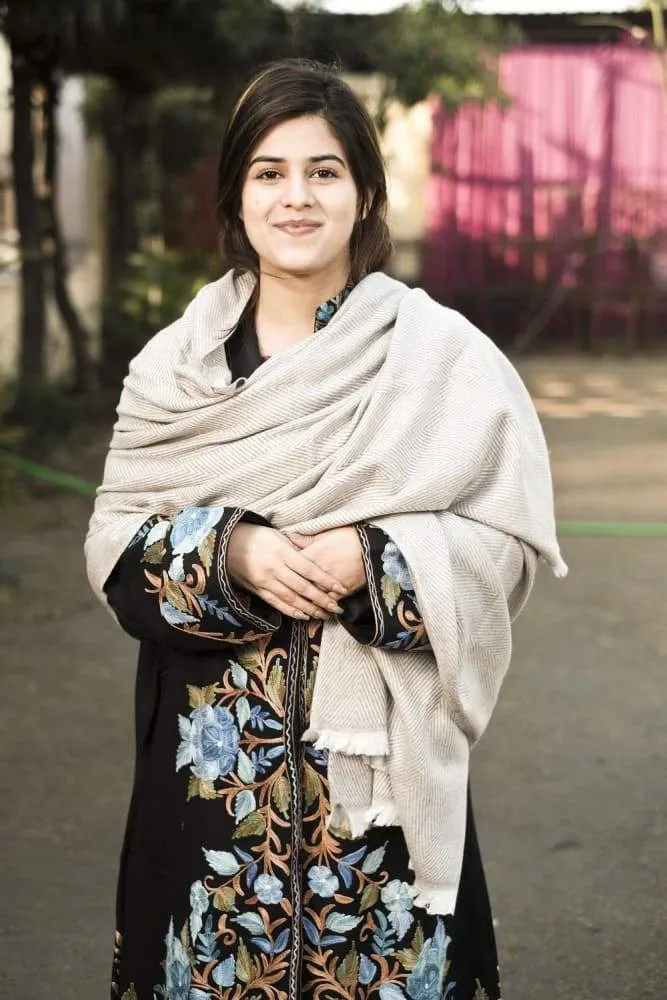 Cream And Brown Color Texture Semi pashmina Ladakhi Wool Shawl Is Known For Its Softness.