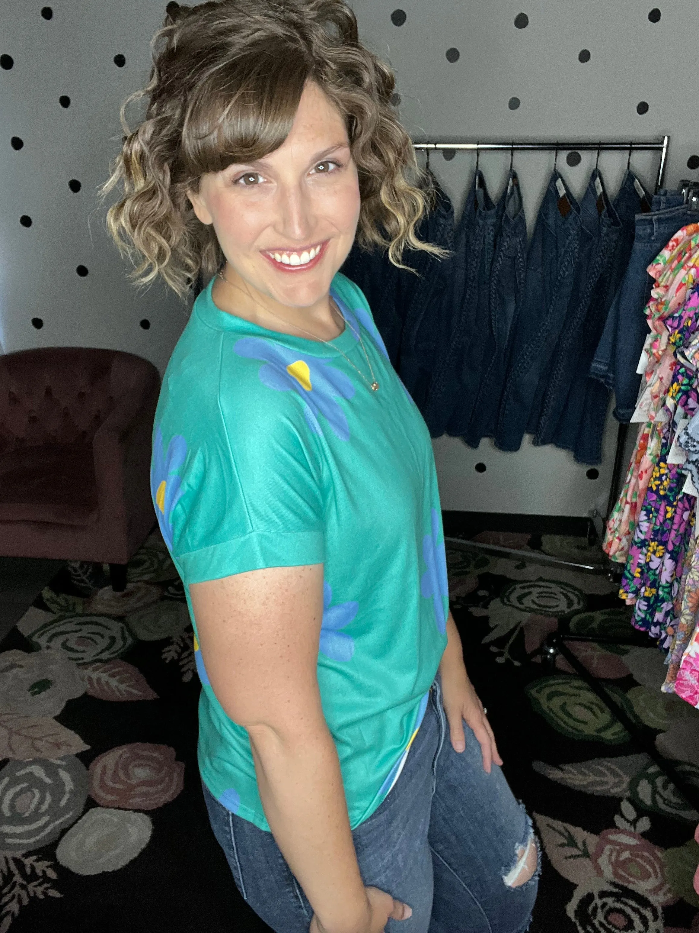 Daisy Short Sleeve Tops