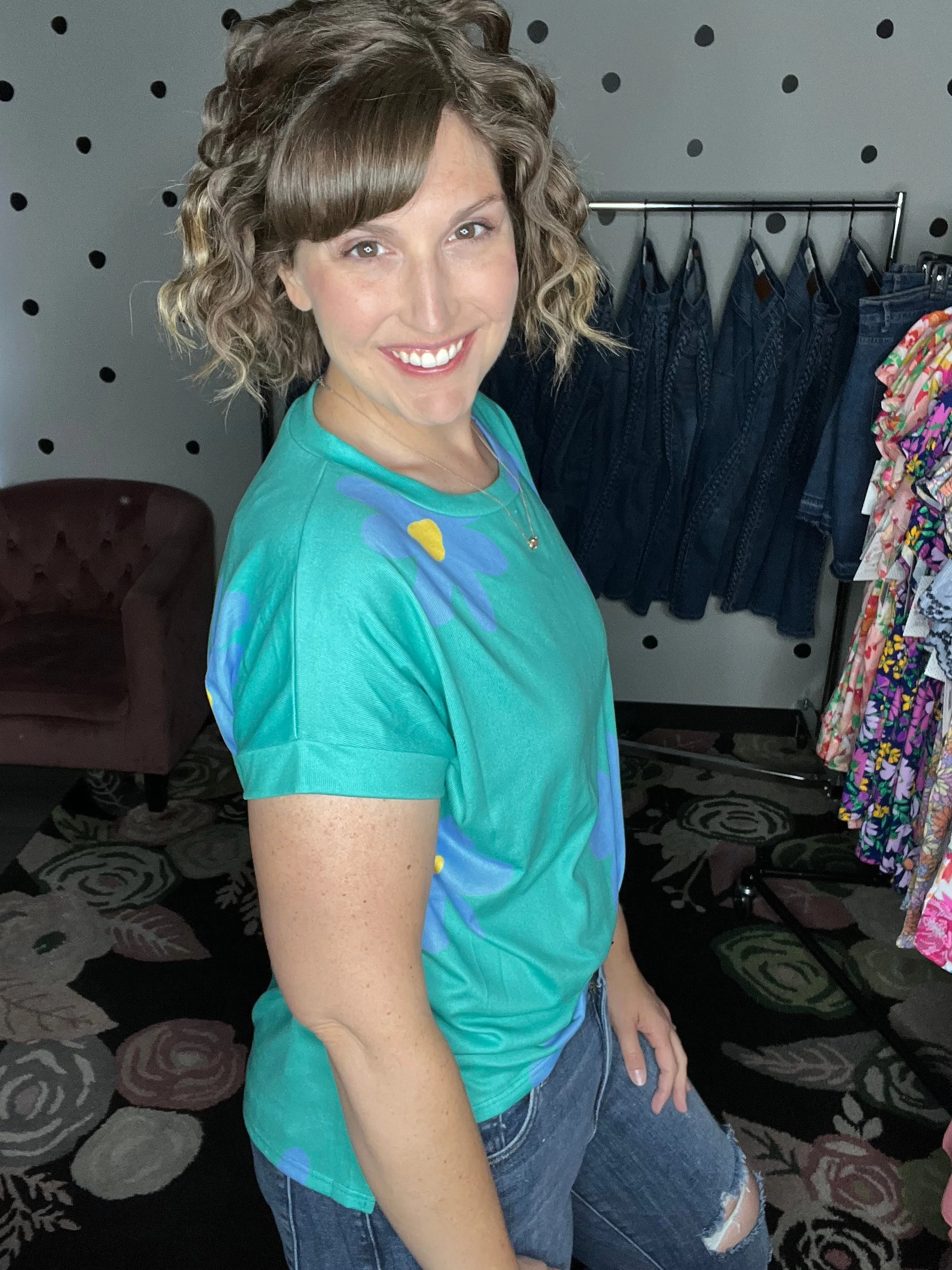 Daisy Short Sleeve Tops