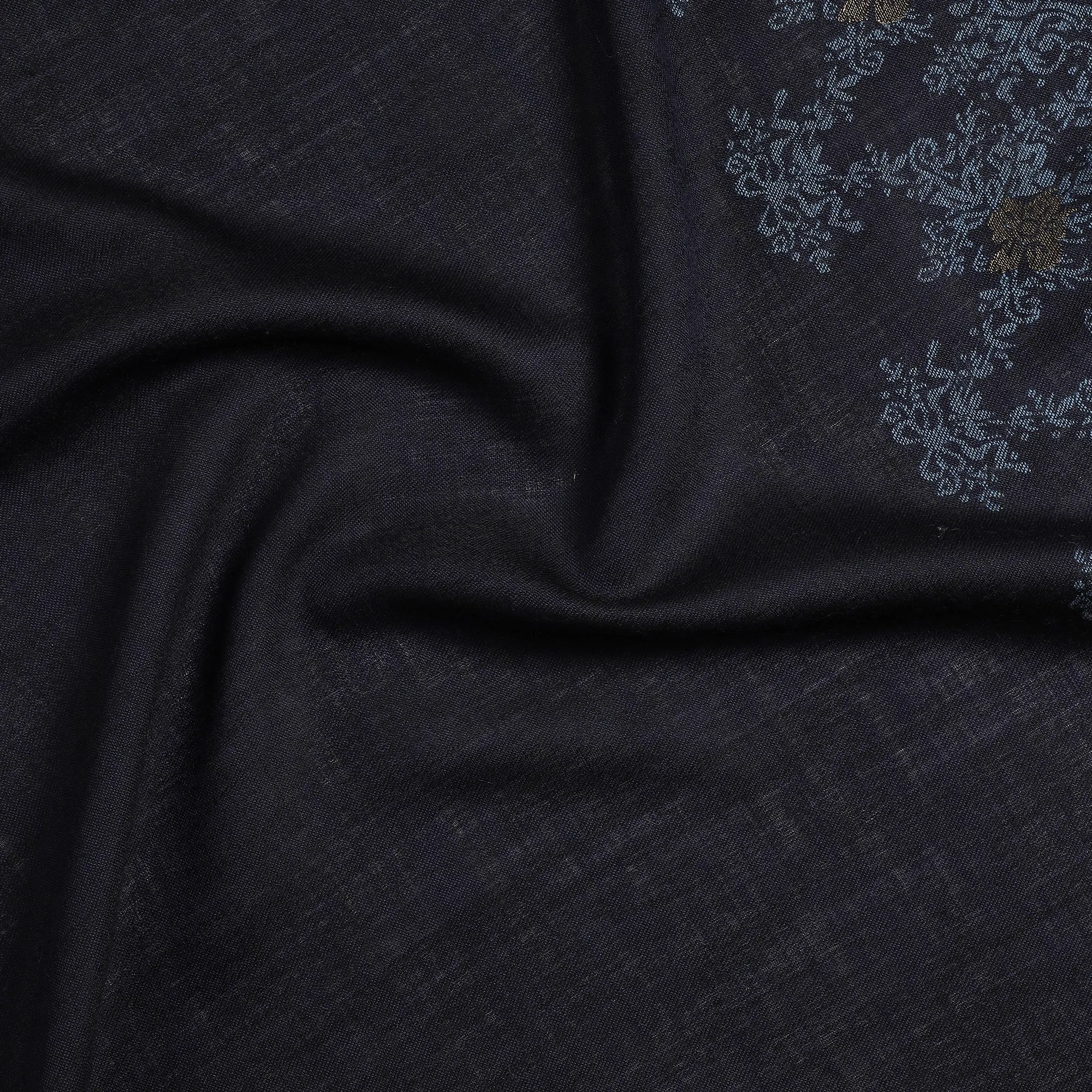 Daphne Woven Design Woolen Shawl