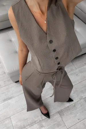 Delta Top