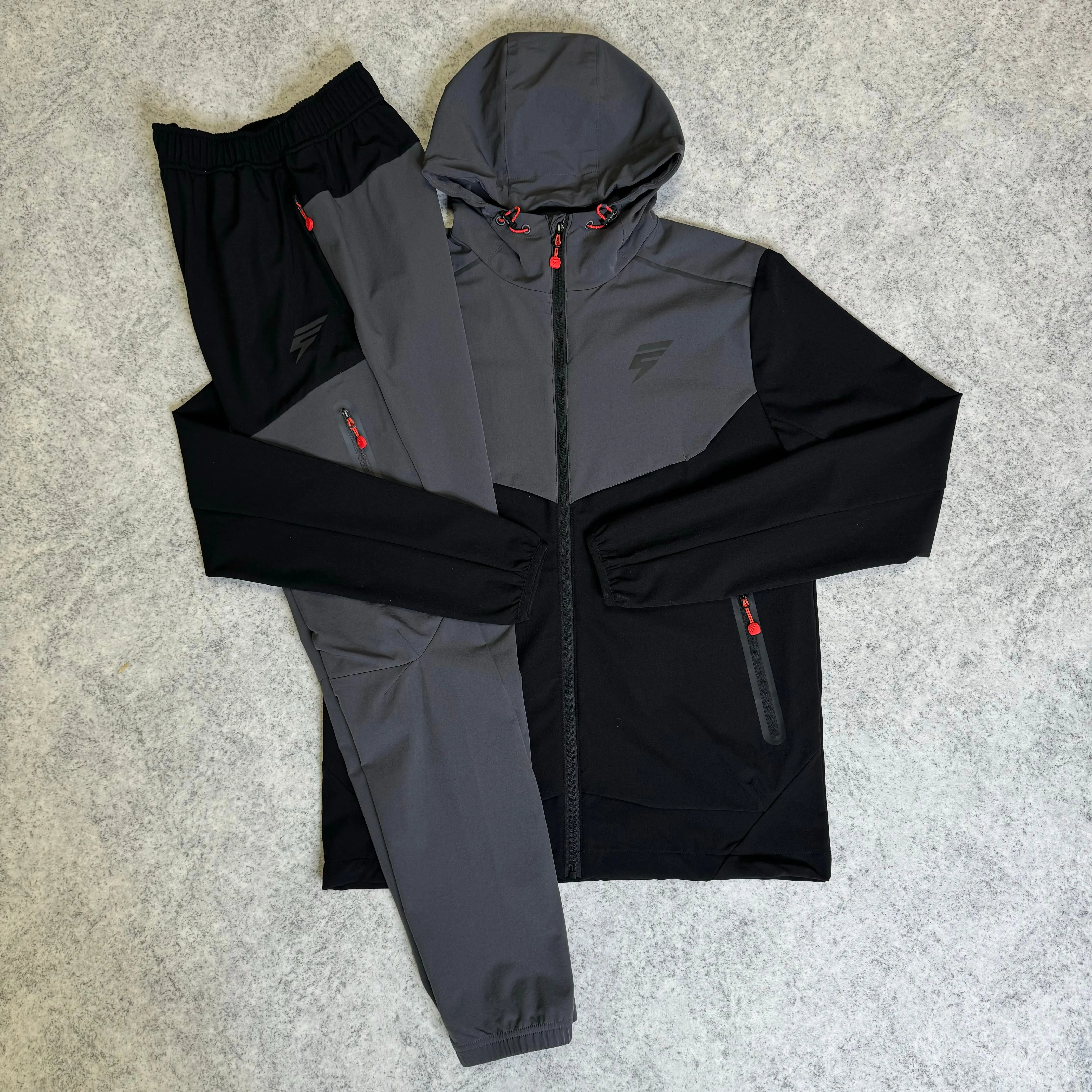 ELUDE Ghost Tracksuit - Black/Coal/Red