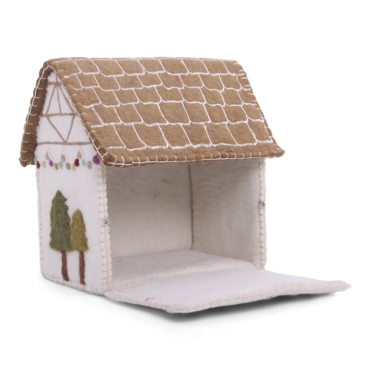Felt House with Christmas Light Garland by Én Gry & Sif