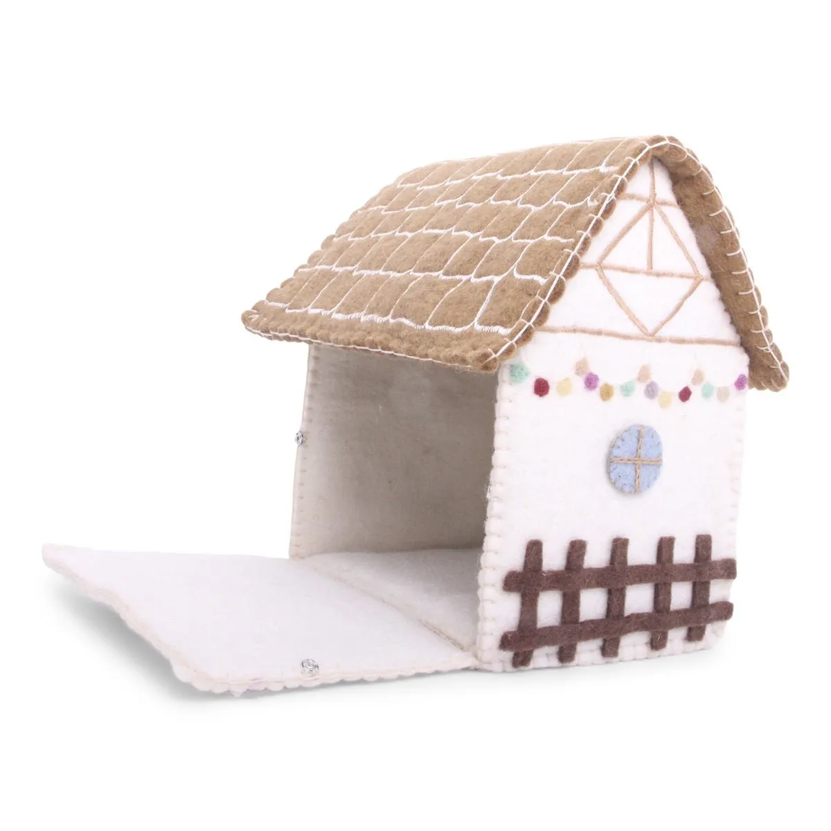 Felt House with Christmas Light Garland by Én Gry & Sif