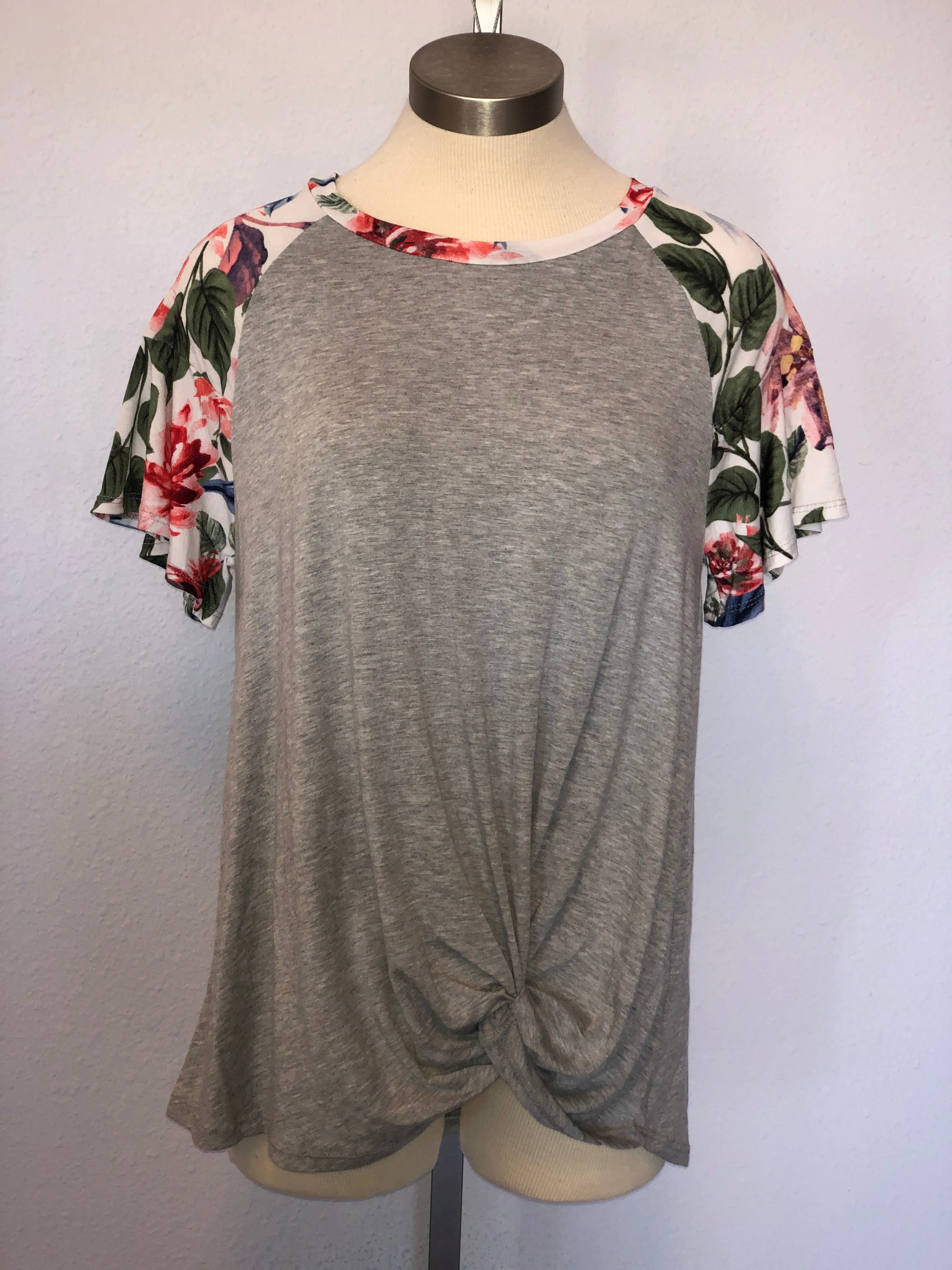 FLORAL PRINT SHORT SLEEVE TOP