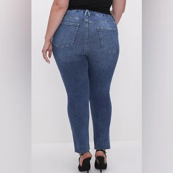 Good American High Rise Straight Raw Edge Hem Classic Jeans NWOT Plus Size: 15