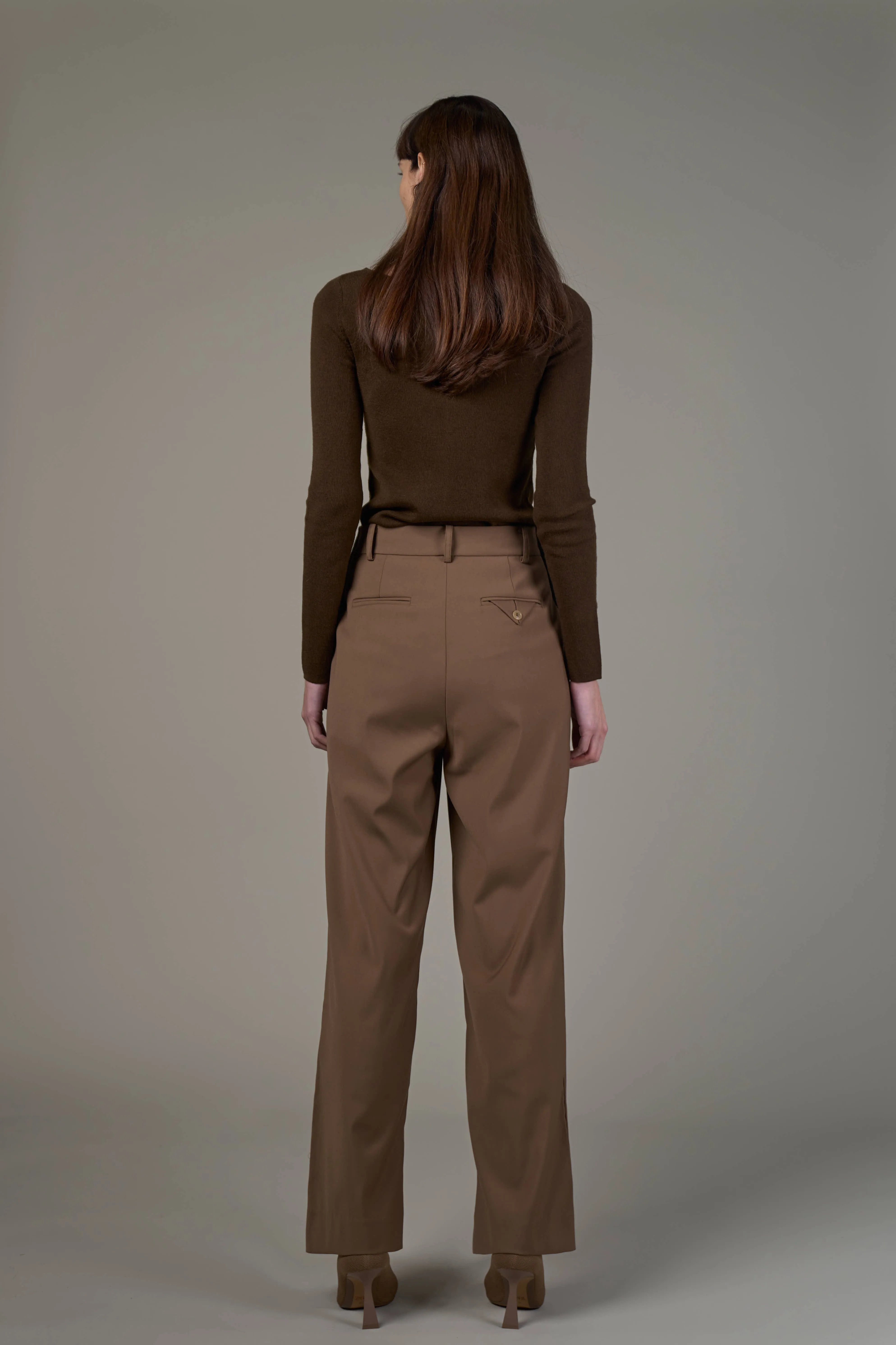 JLW006 Elastic Detail Straight Leg Pants-Khaki Brown