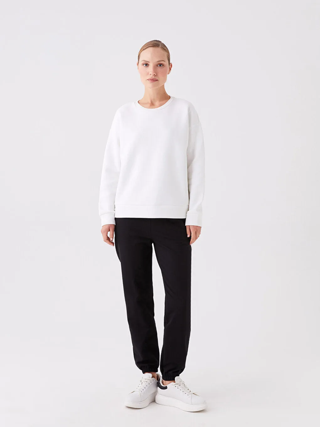 LC WAIKIKI Woman Waist Flat Jogger Tracksuit With Rubber