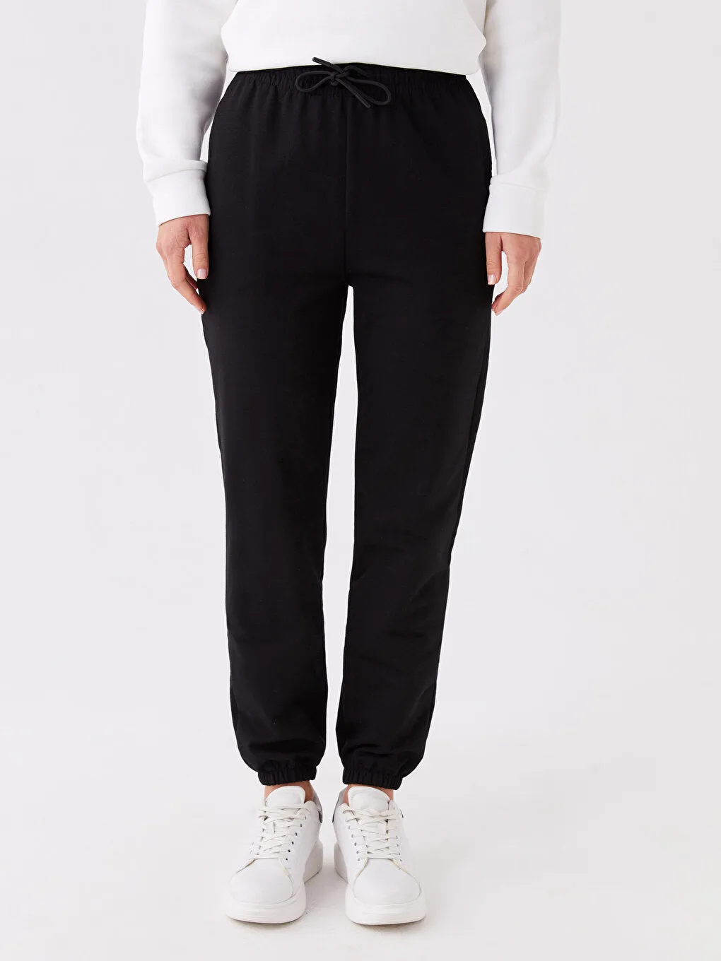 LC WAIKIKI Woman Waist Flat Jogger Tracksuit With Rubber