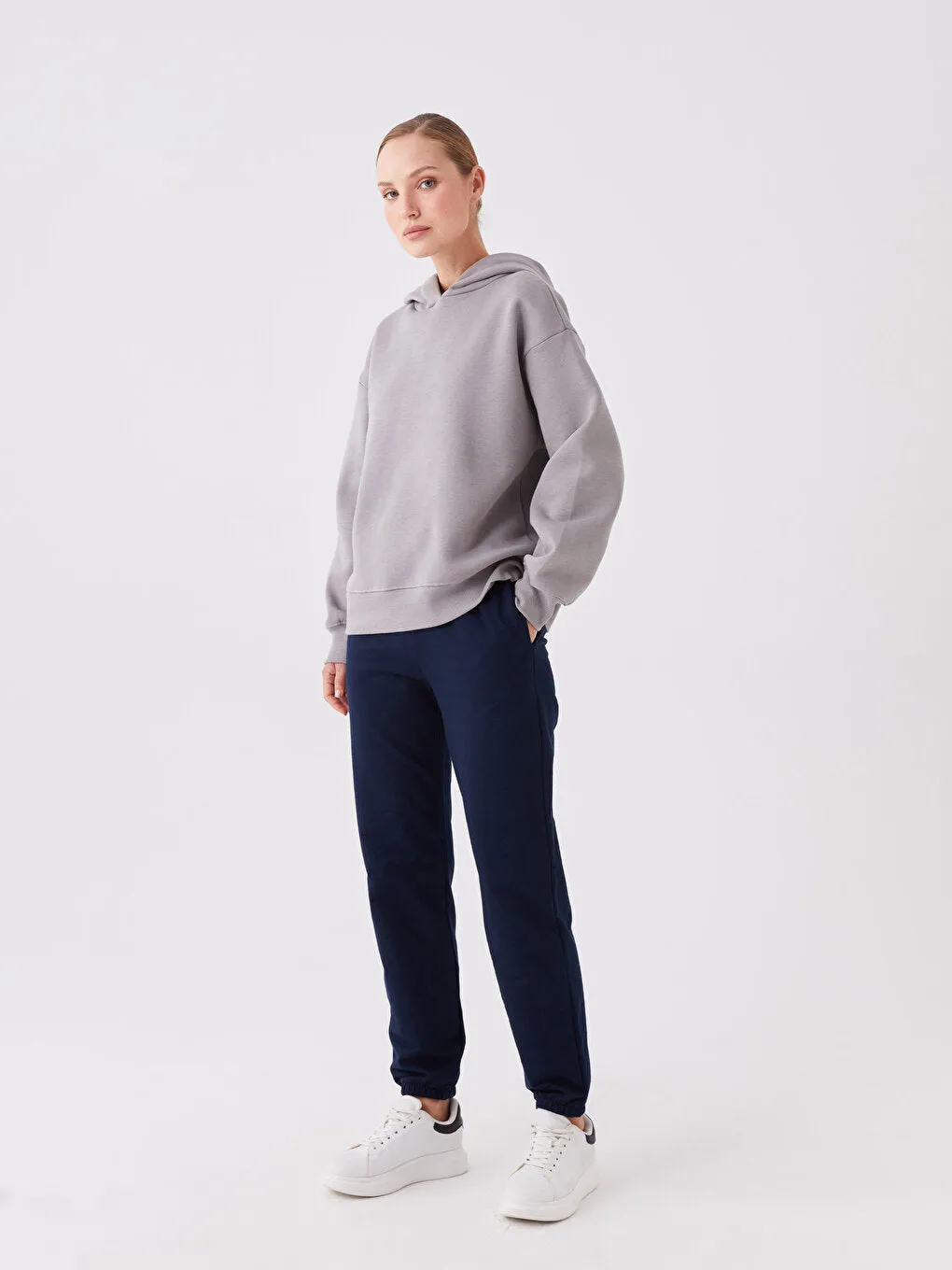 LC WAIKIKI Woman Waist Flat Jogger Tracksuit With Rubber