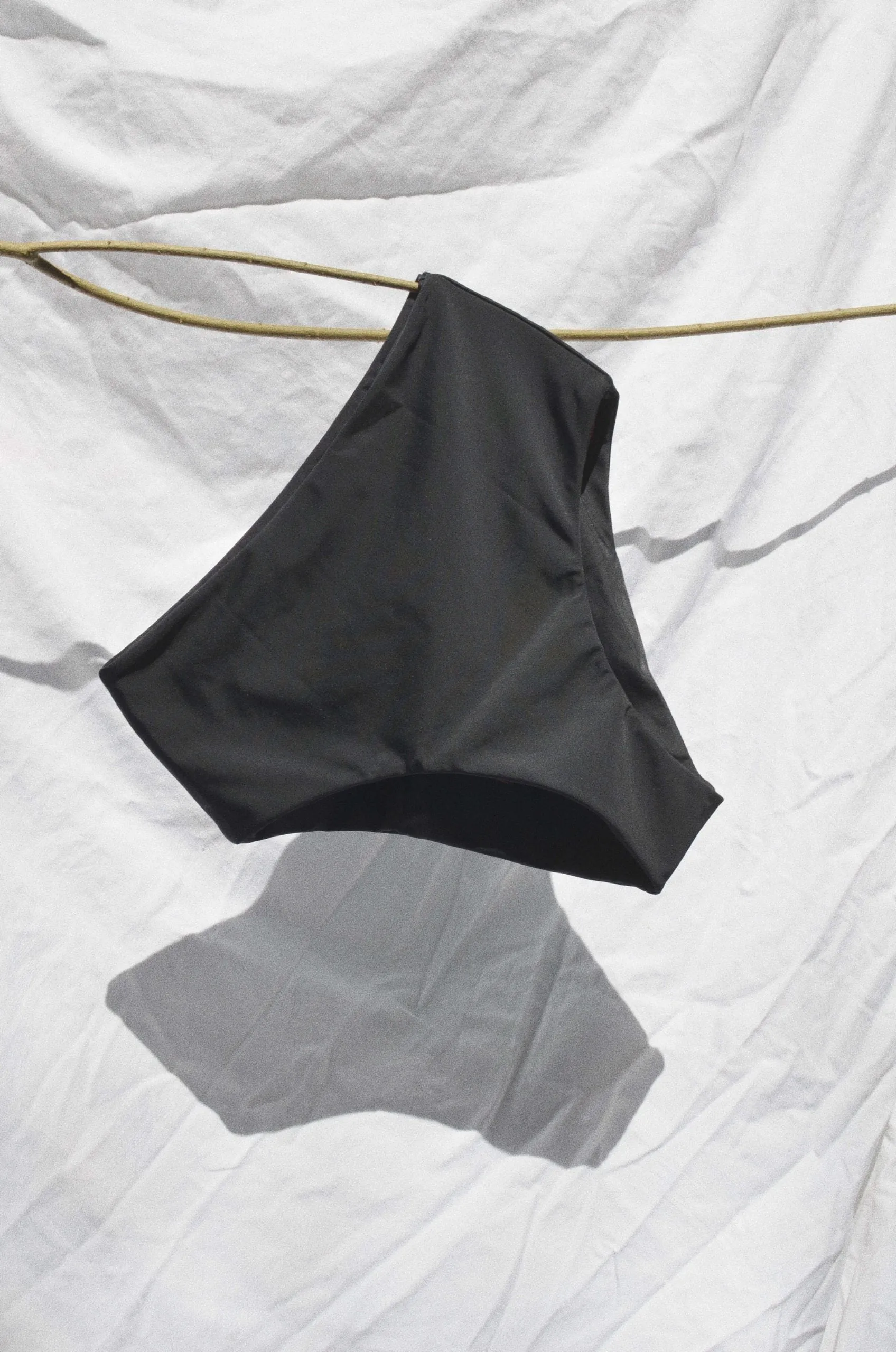 MAHINA HIGH WAIST BOTTOM