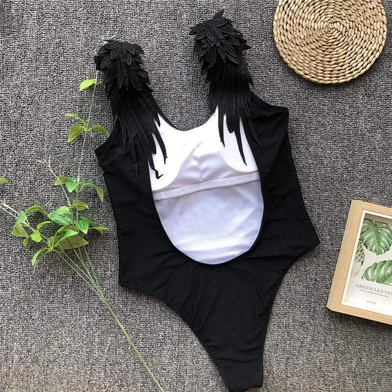 Mother And Daughter Matching Swimsuits In Black