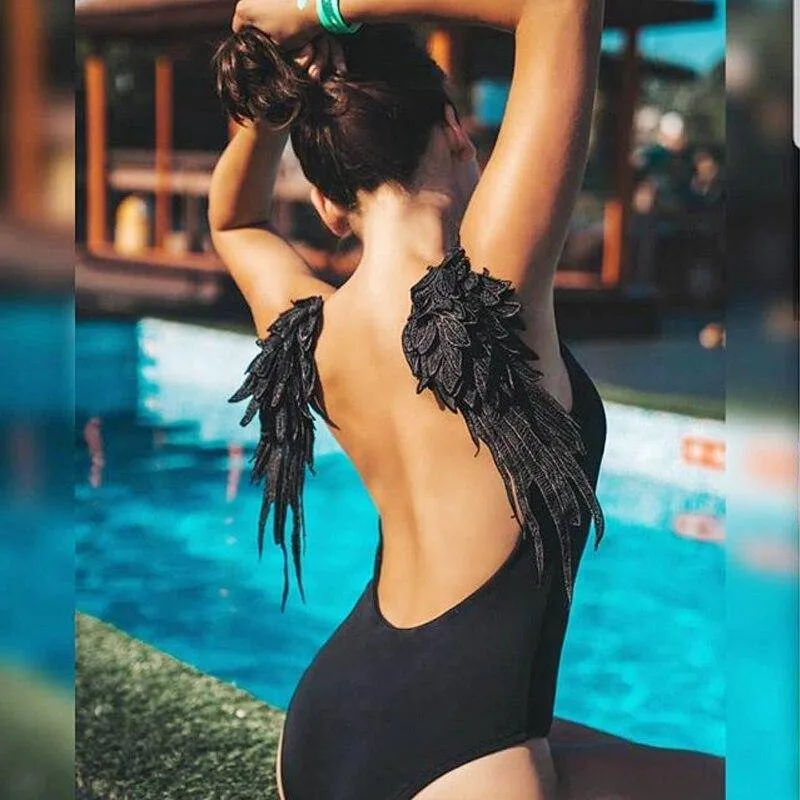 Mother And Daughter Matching Swimsuits In Black