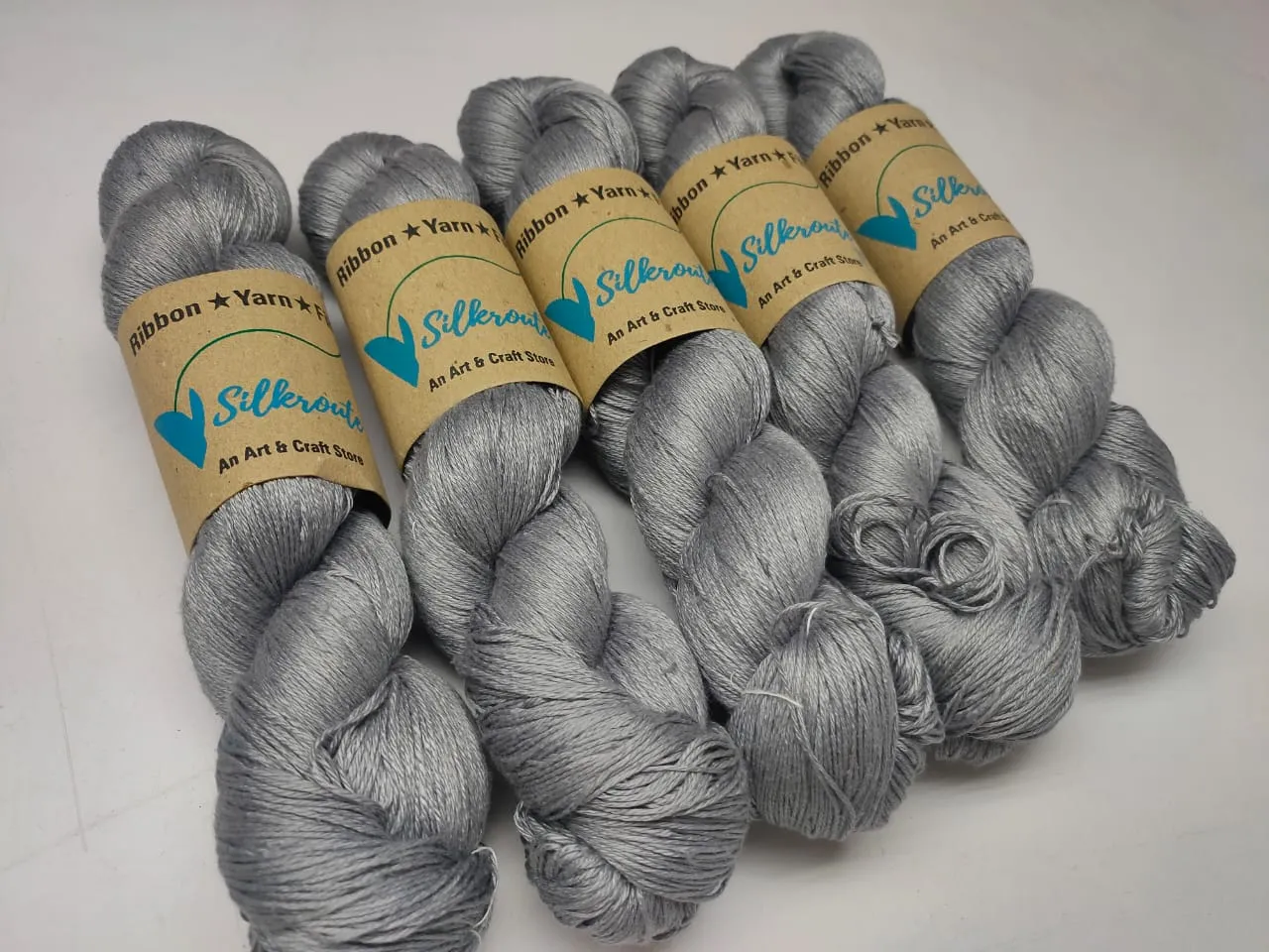 Mulberry Silk Yarn - 600M/100Gr. - Grey