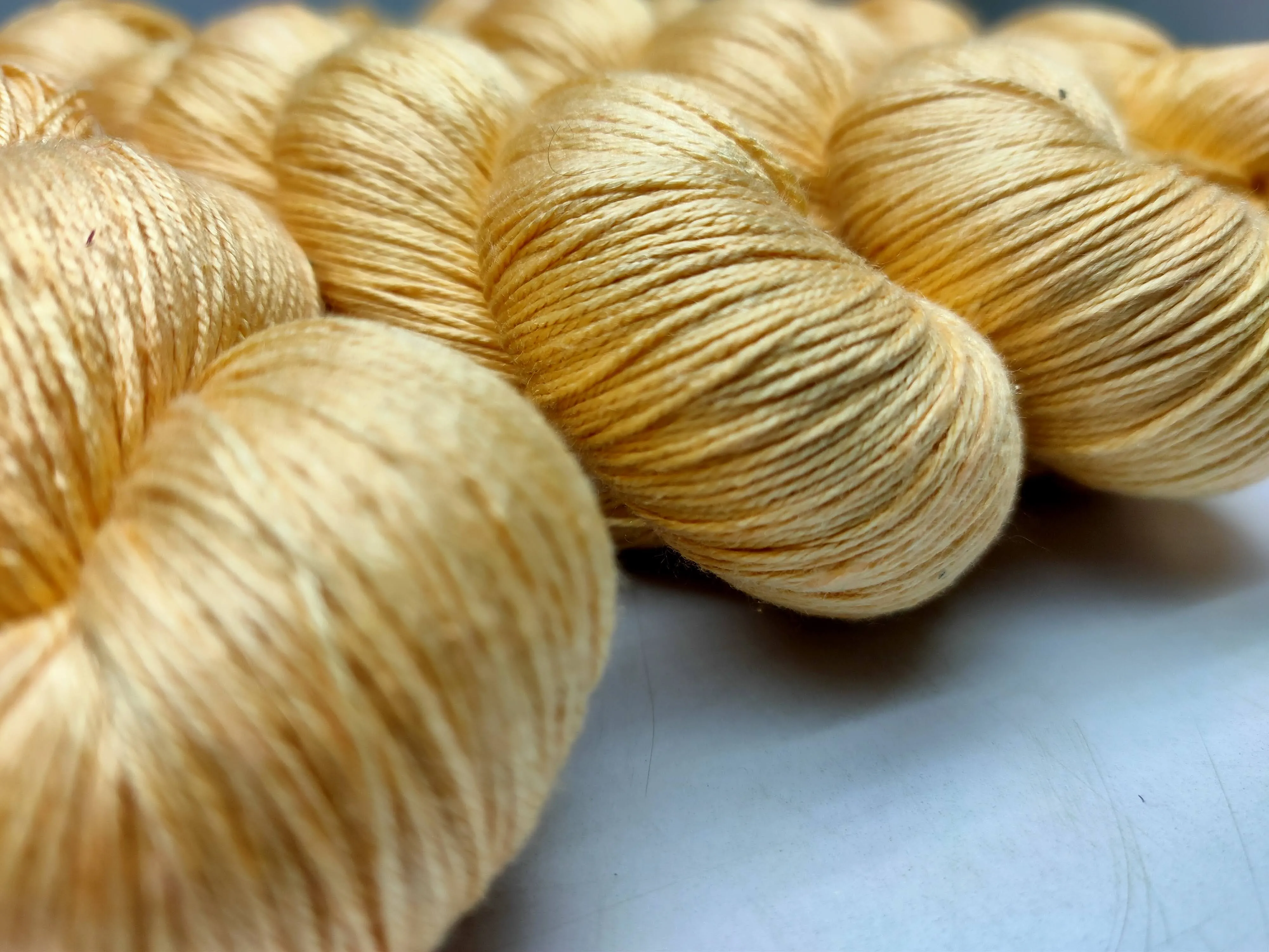 Mulberry Silk Yarn - 600M/100Gr. - Wheat