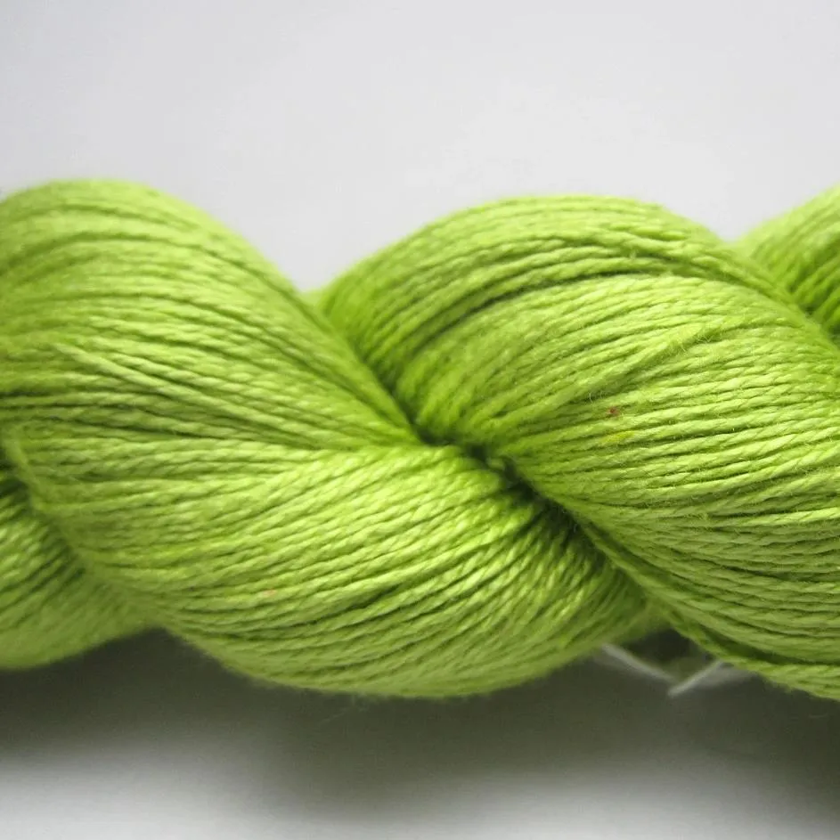 Mulberry Silk Yarn 900M/100Gr - 06