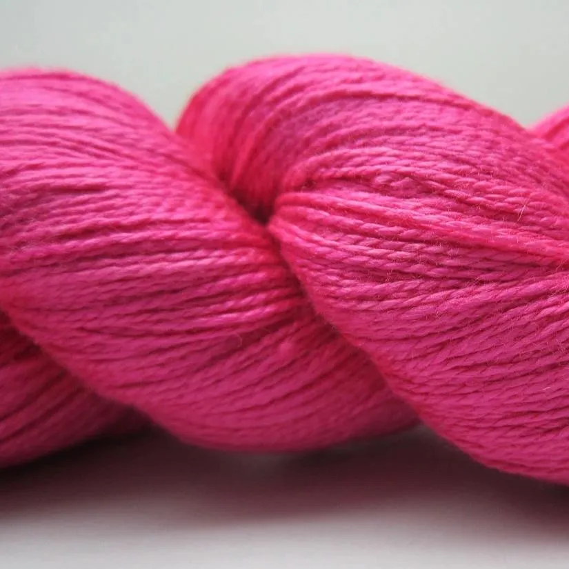 Mulberry Silk Yarn 900M/100Gr - 201