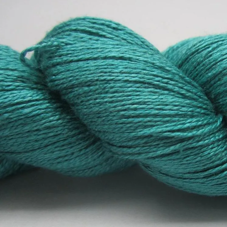 Mulberry Silk Yarn 900M/100Gr - 394