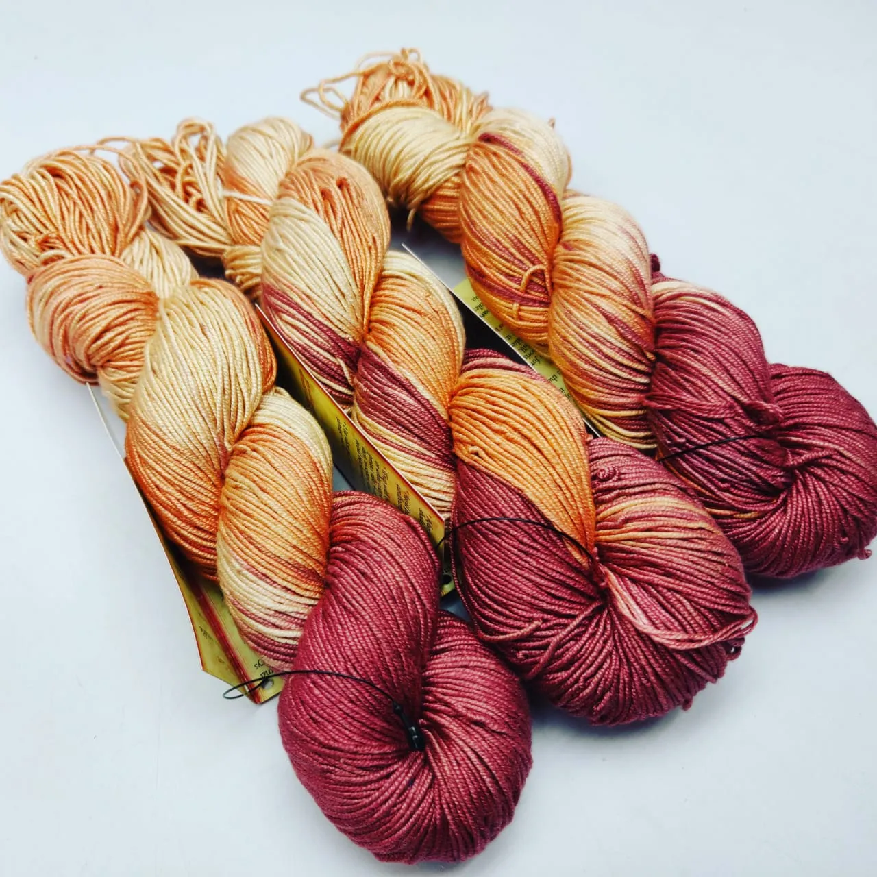 Mulberry Yarn 250M/100gr - Burgundy Beigi