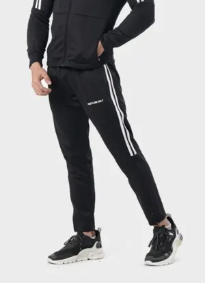 Muscle Fit Trouser - Black