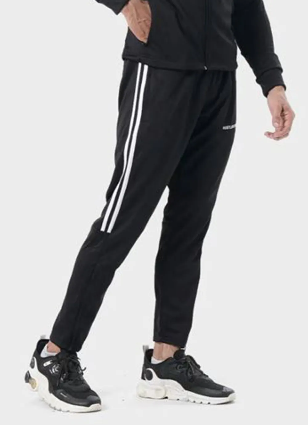 Muscle Fit Trouser - Black