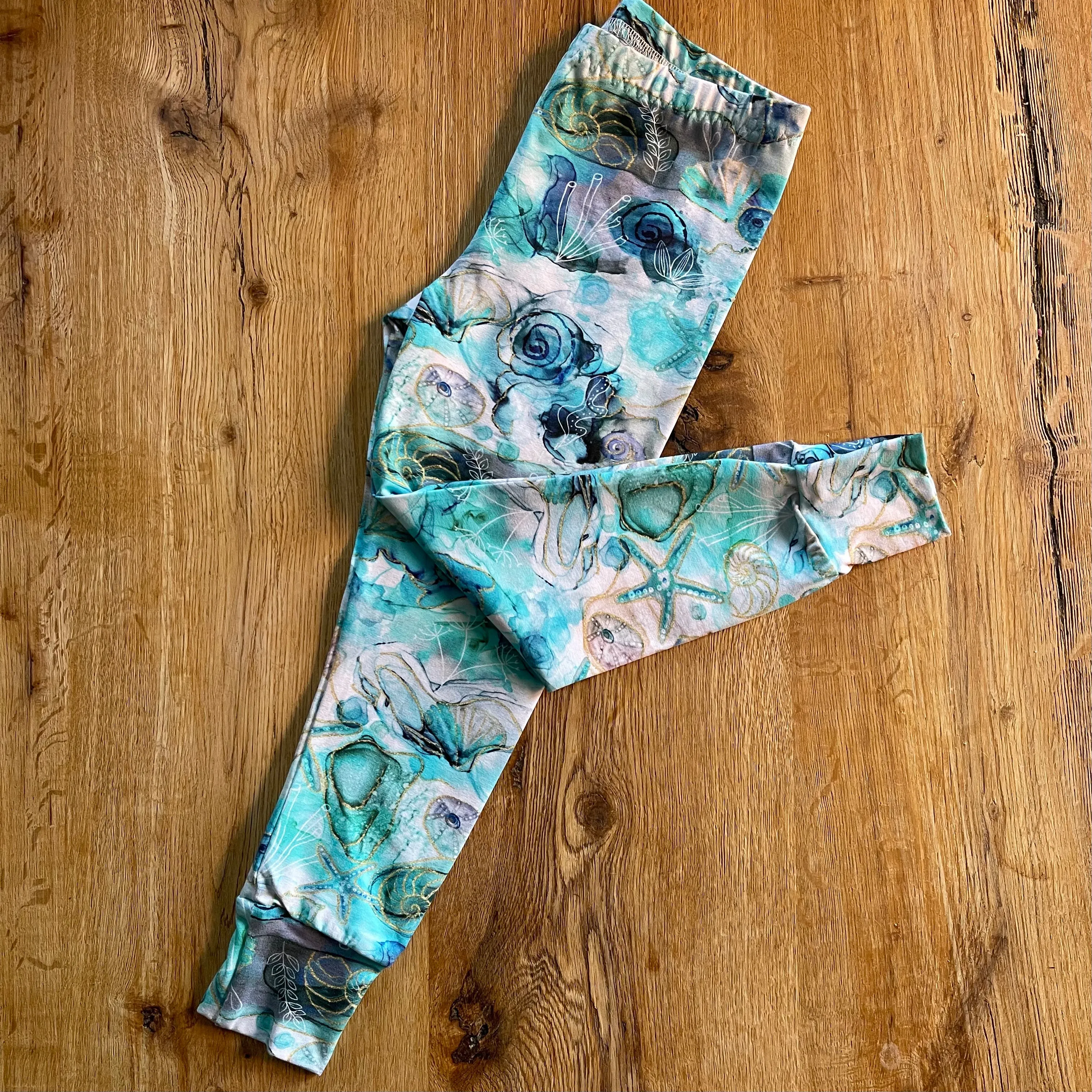 Ocean Cuffed Leggings
