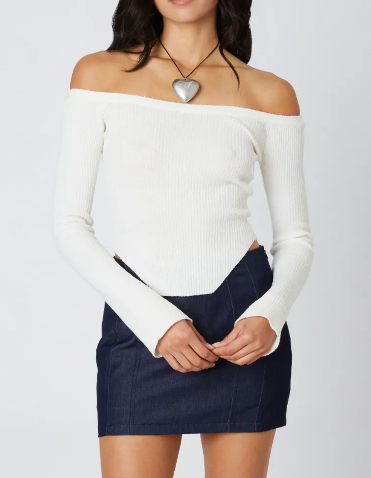 Off Shoulder Knit Scalloped Hemline Top