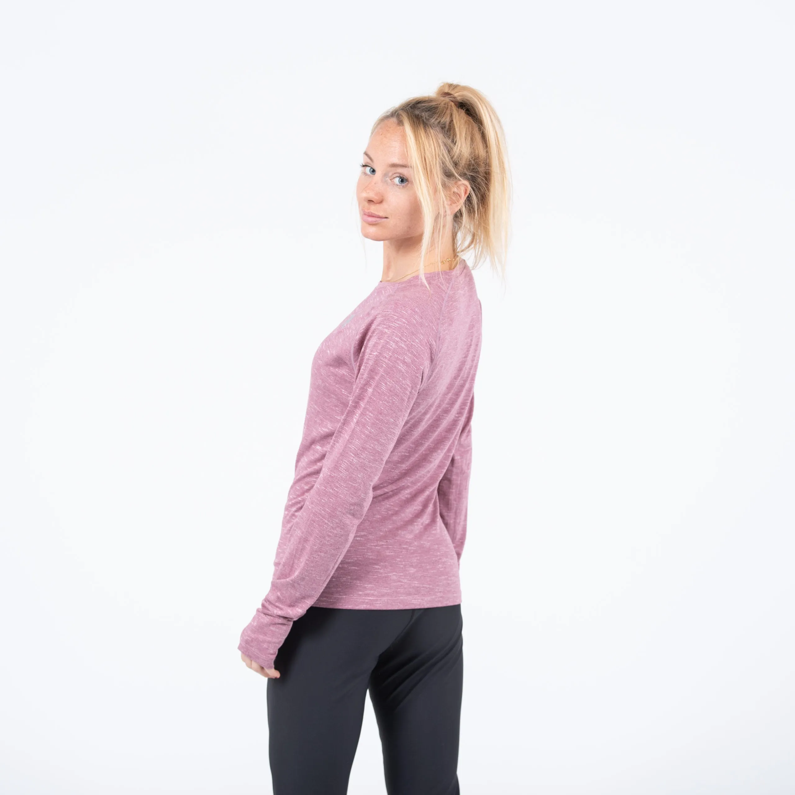 ON THE RUN - WOMENS LONG SLEEVE
