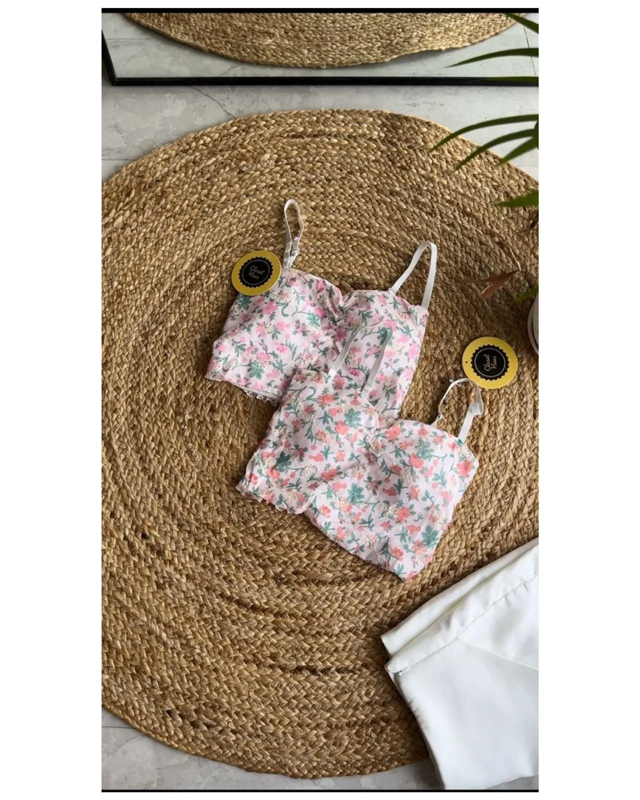 Pam floral crop top