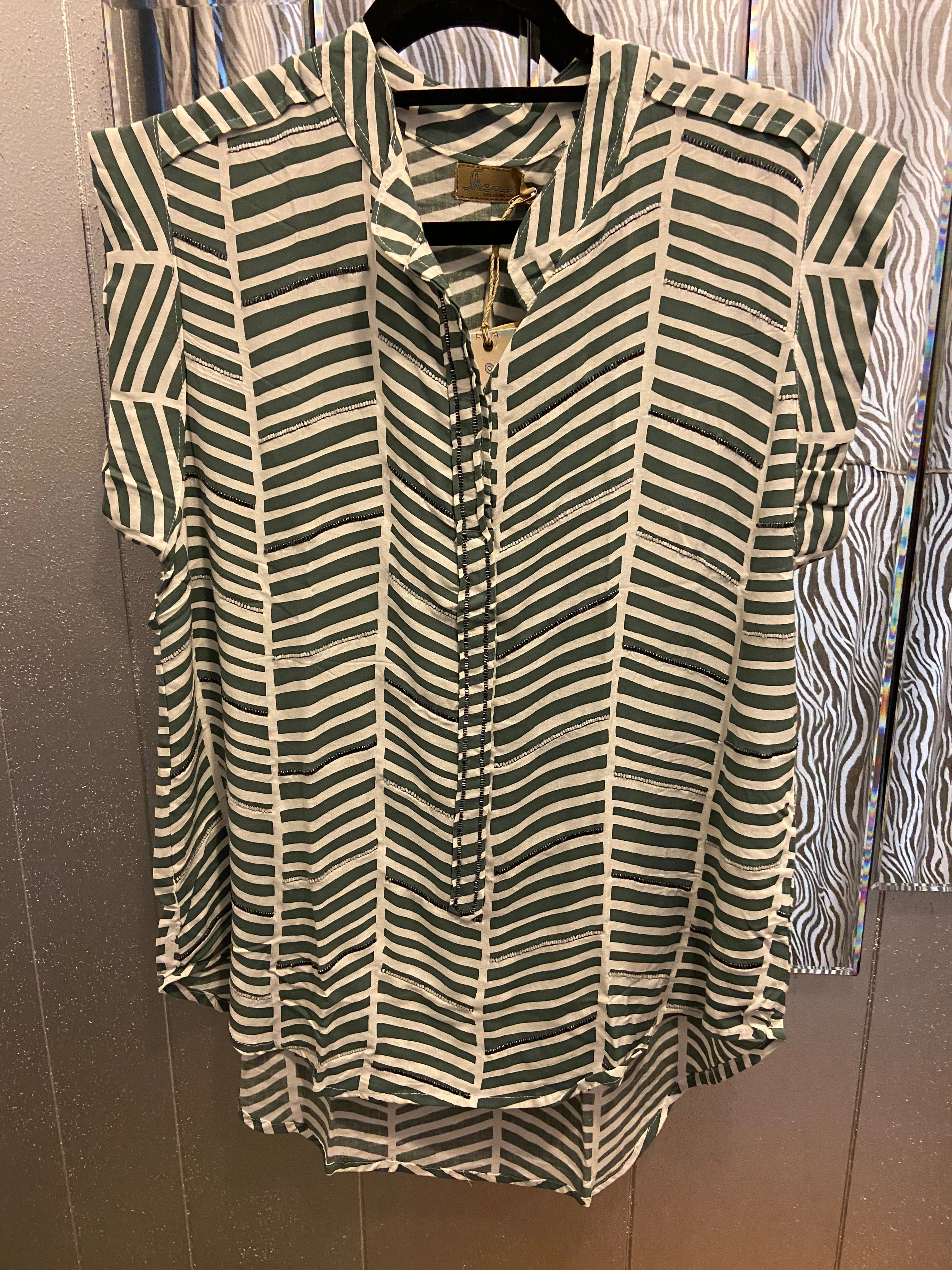Retro shirt in grey